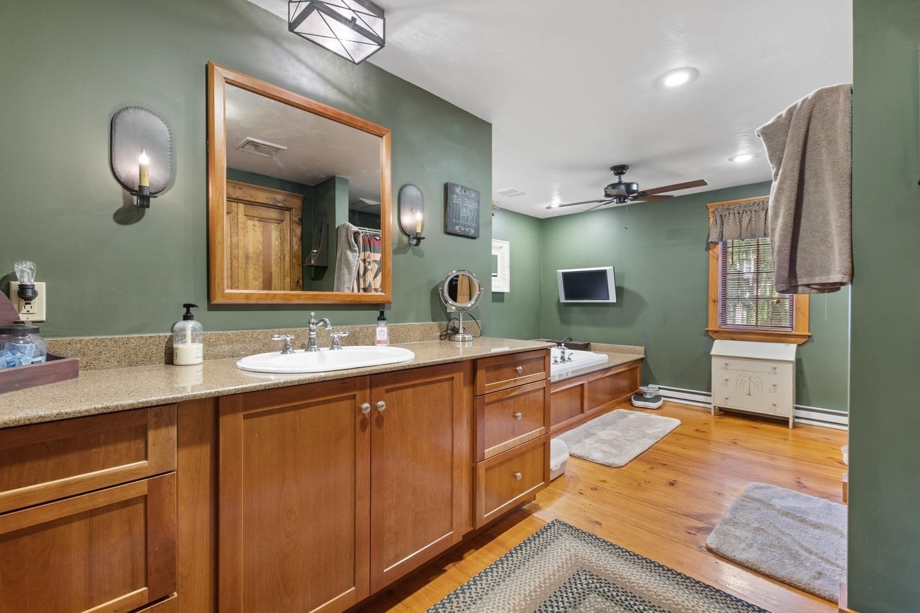 Single Family Residence at 22 John F Kennedy Dr, Millbury MA 01527, Millbury, photo 18 of 41