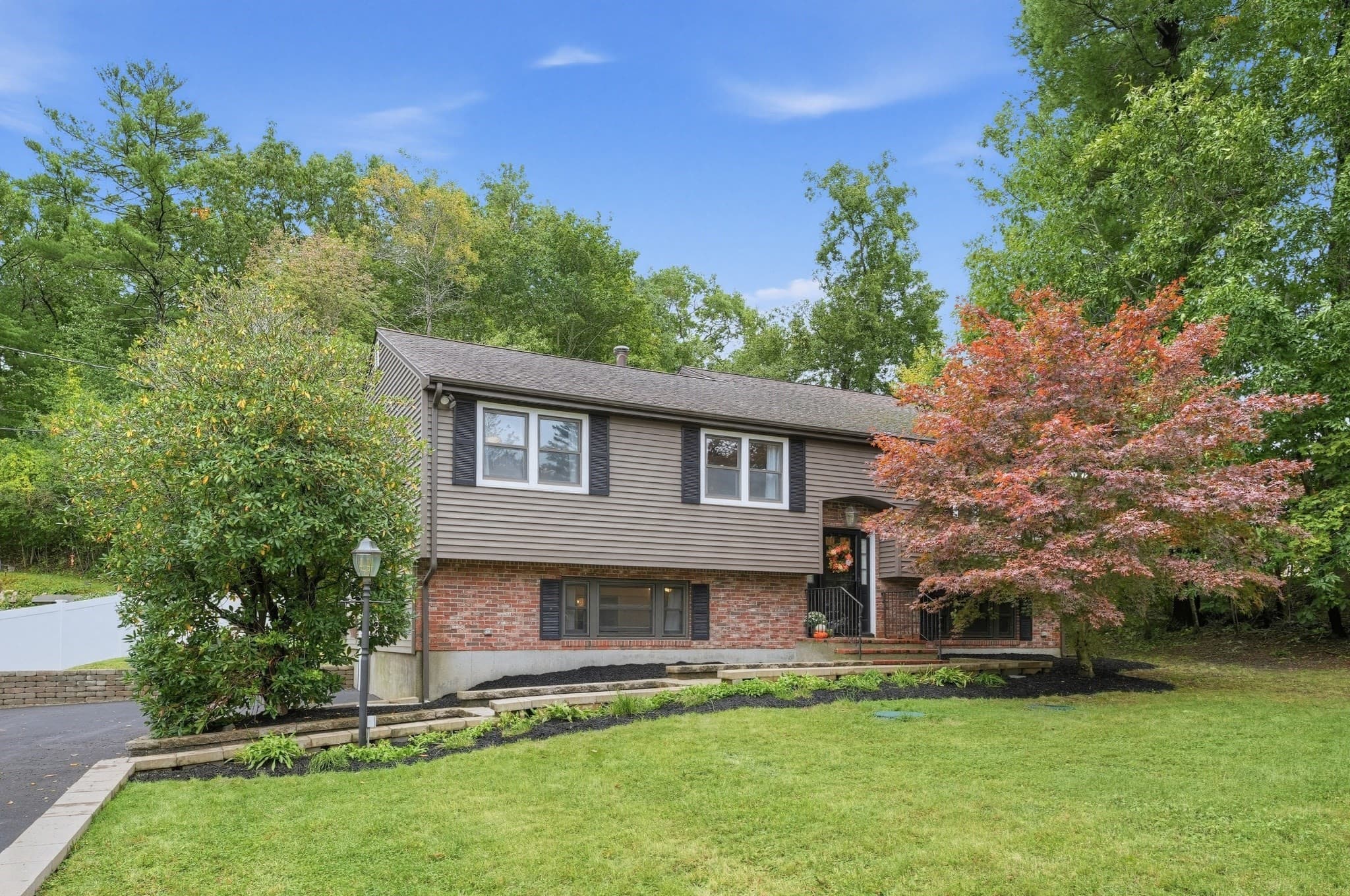 21 Andrew Cir, Stoughton MA 02072
