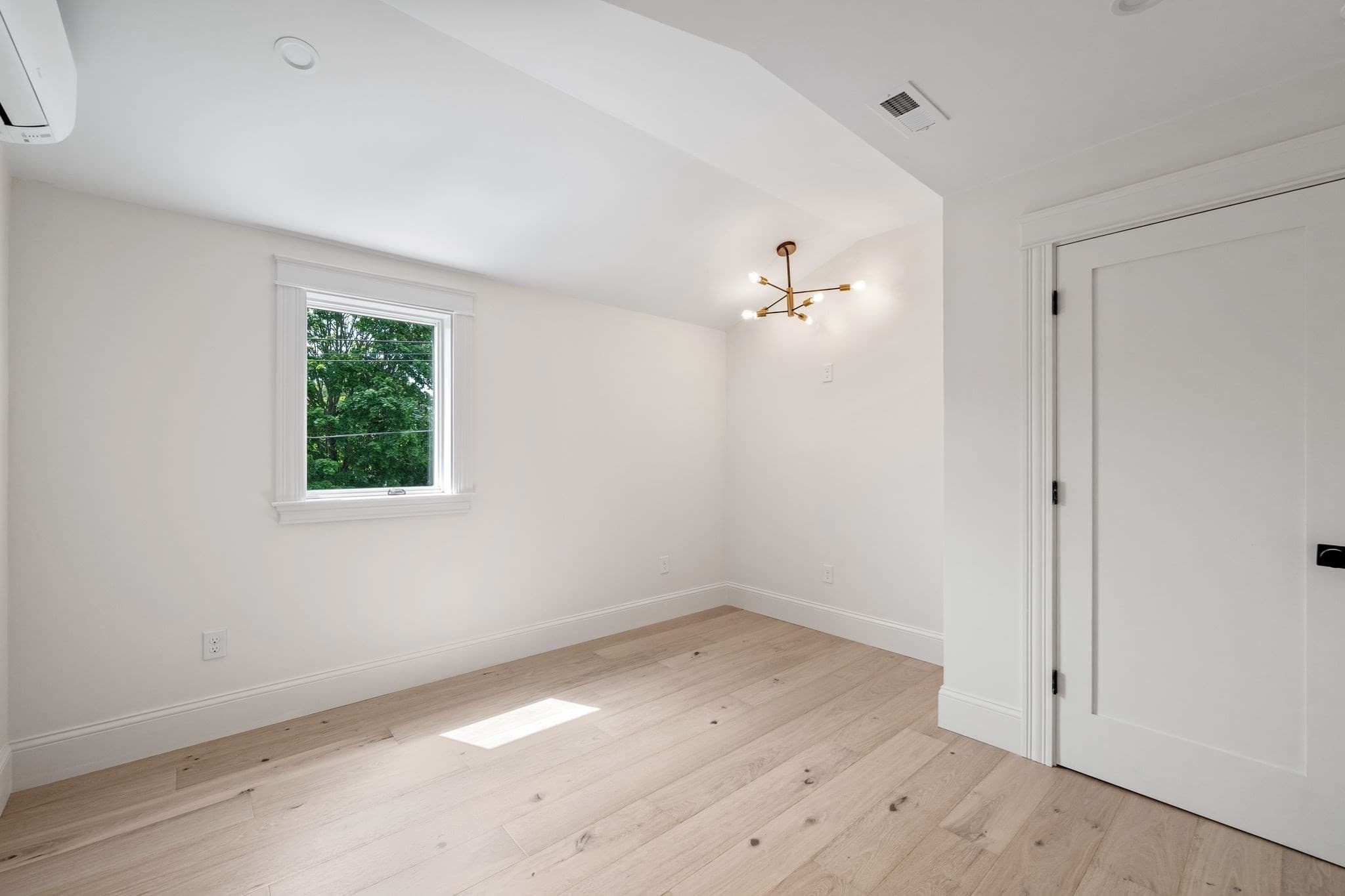 Condominium at 41 Hobart Street # 1, Danvers MA 01923, Danvers, photo 25 of 37