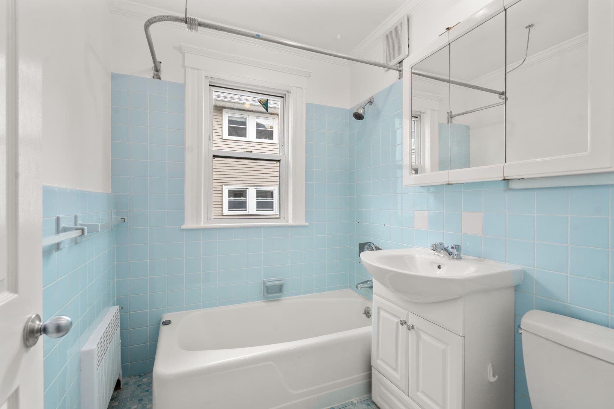 Condominium at 106 Poplar St # 1, Watertown MA 02472, Watertown, photo 11 of 15