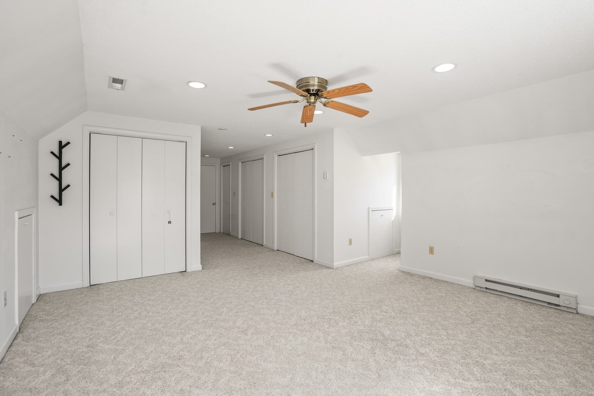 Single Family Residence at 47 Cherry Hl, Holyoke MA 01040, Holyoke, photo 23 of 42
