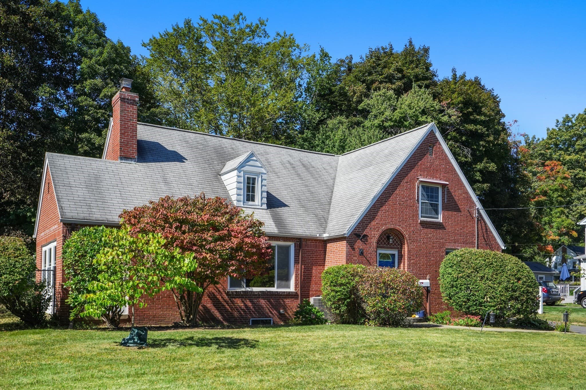 Single Family Residence at 47 Cherry Hl, Holyoke MA 01040, Holyoke, photo 2 of 42