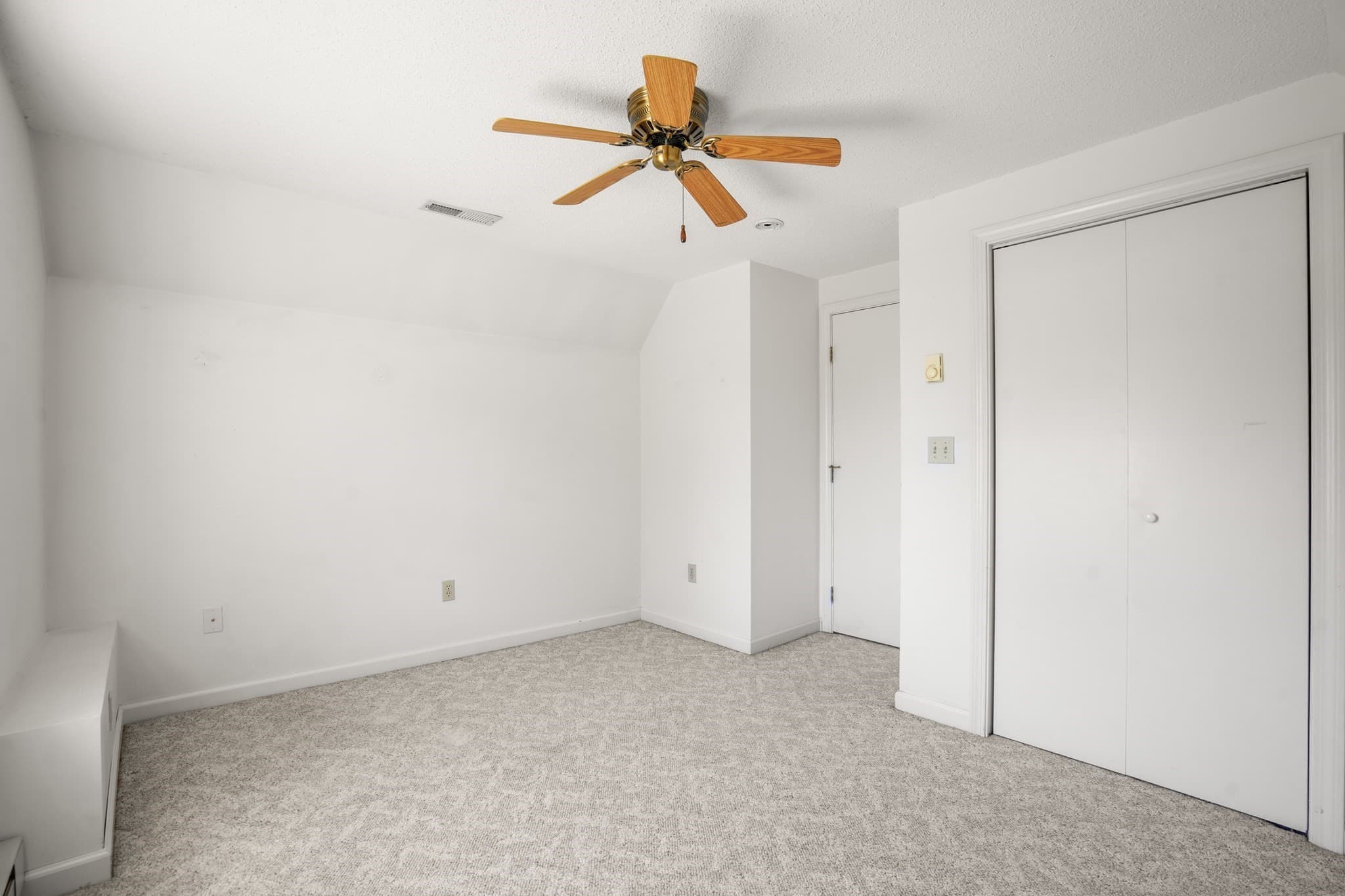 Single Family Residence at 47 Cherry Hl, Holyoke MA 01040, Holyoke, photo 30 of 42