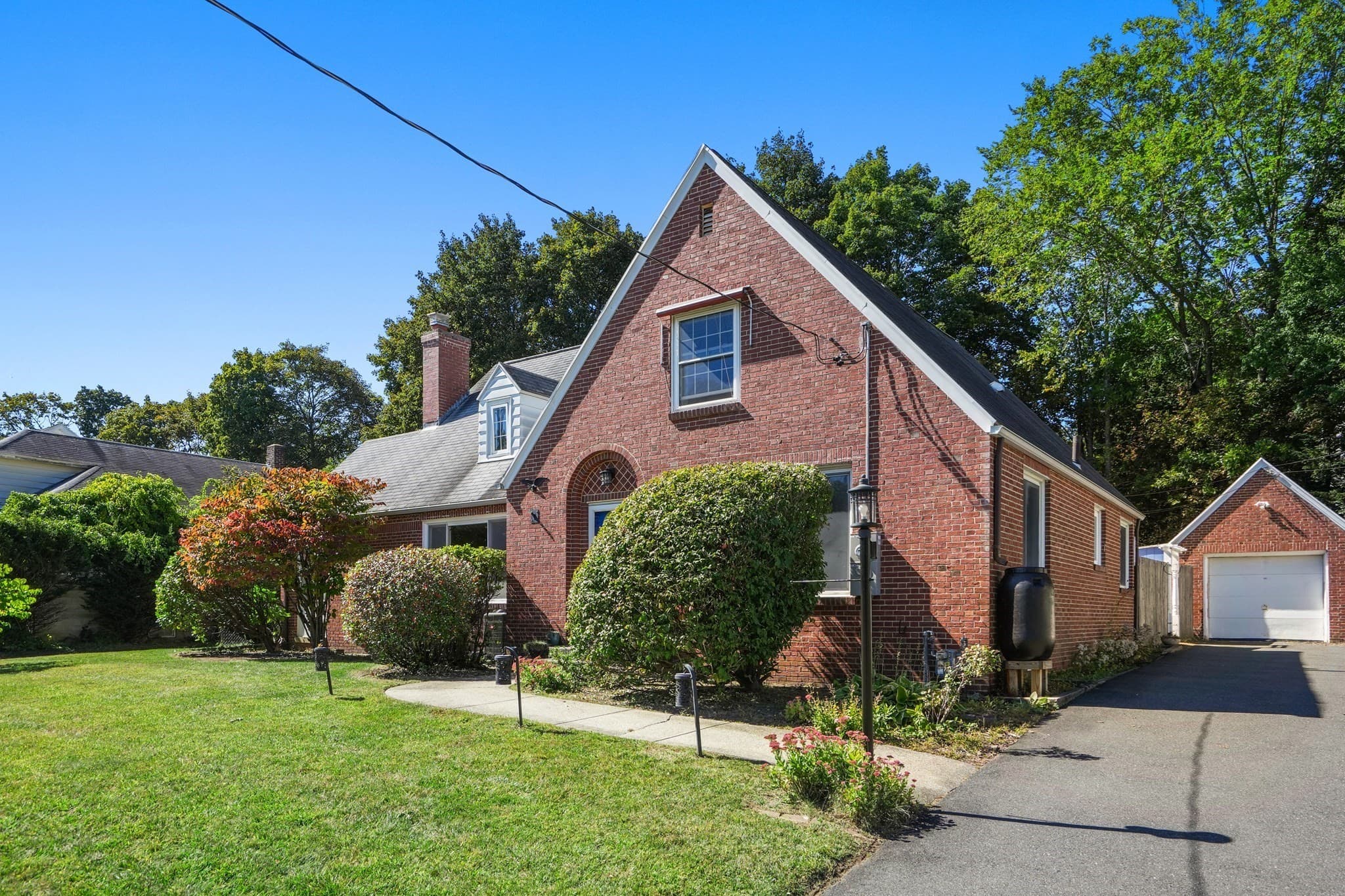 Single Family Residence at 47 Cherry Hl, Holyoke MA 01040, Holyoke, photo 33 of 42