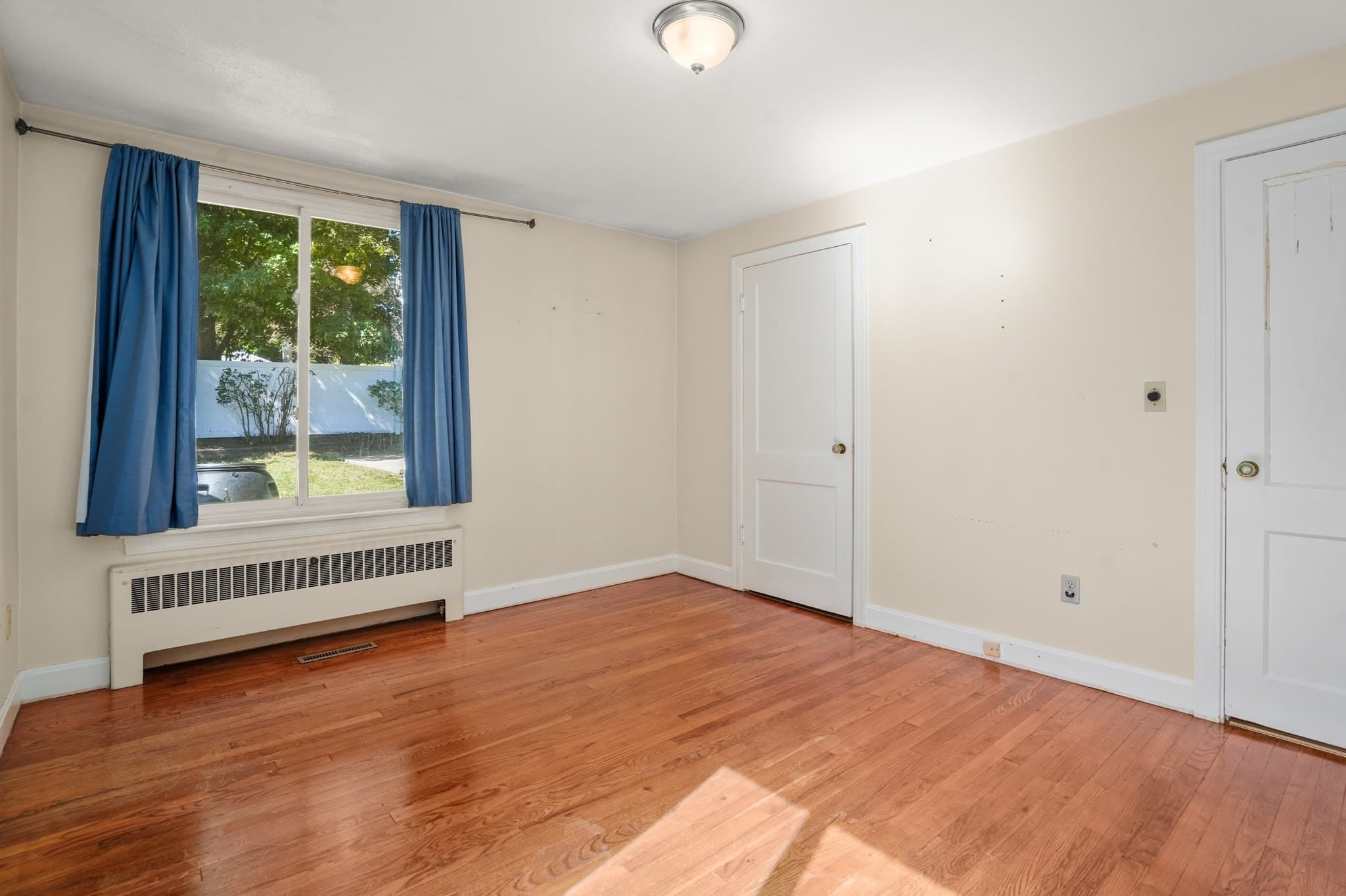 Single Family Residence at 47 Cherry Hl, Holyoke MA 01040, Holyoke, photo 18 of 42