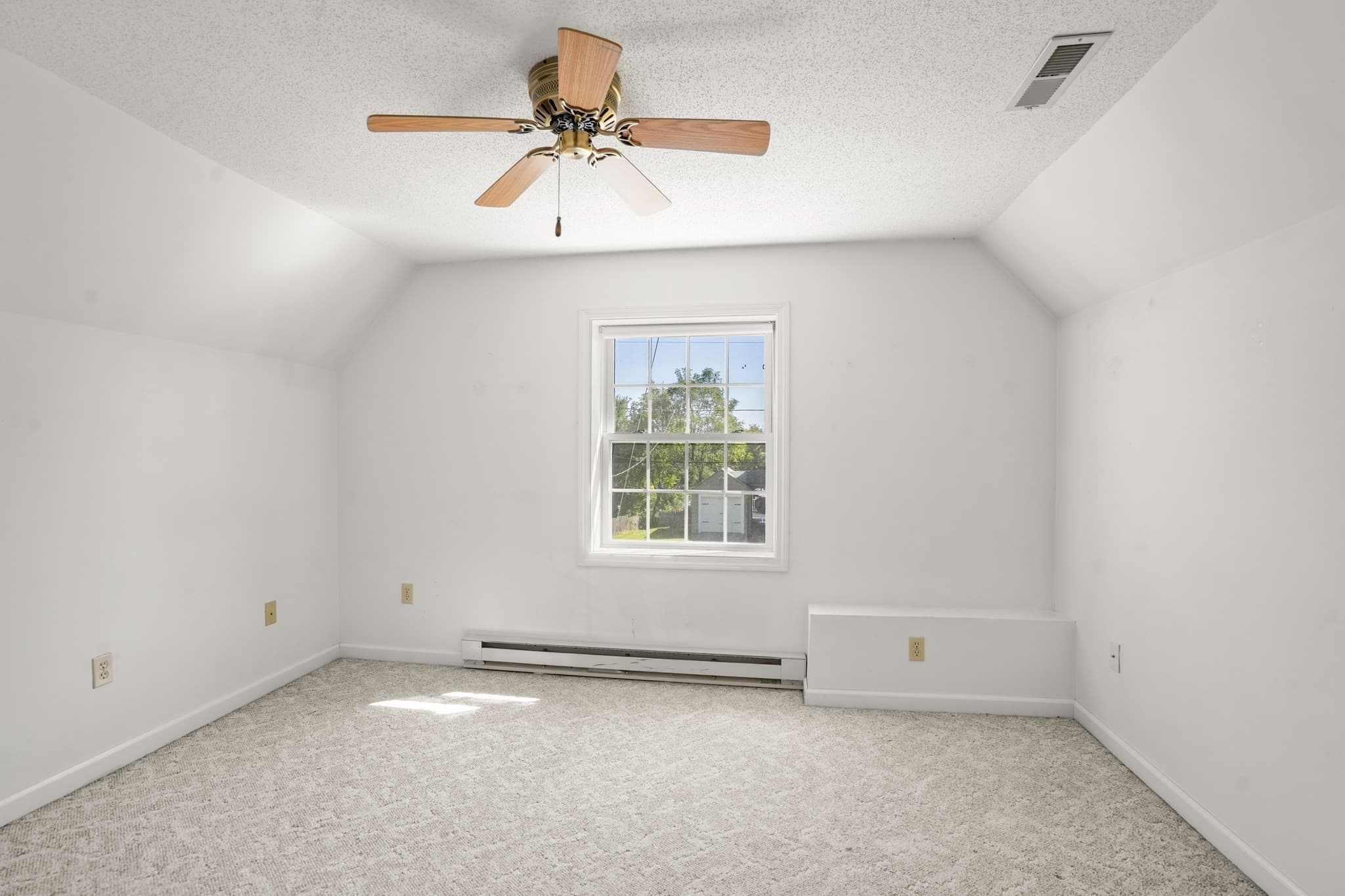Single Family Residence at 47 Cherry Hl, Holyoke MA 01040, Holyoke, photo 29 of 42
