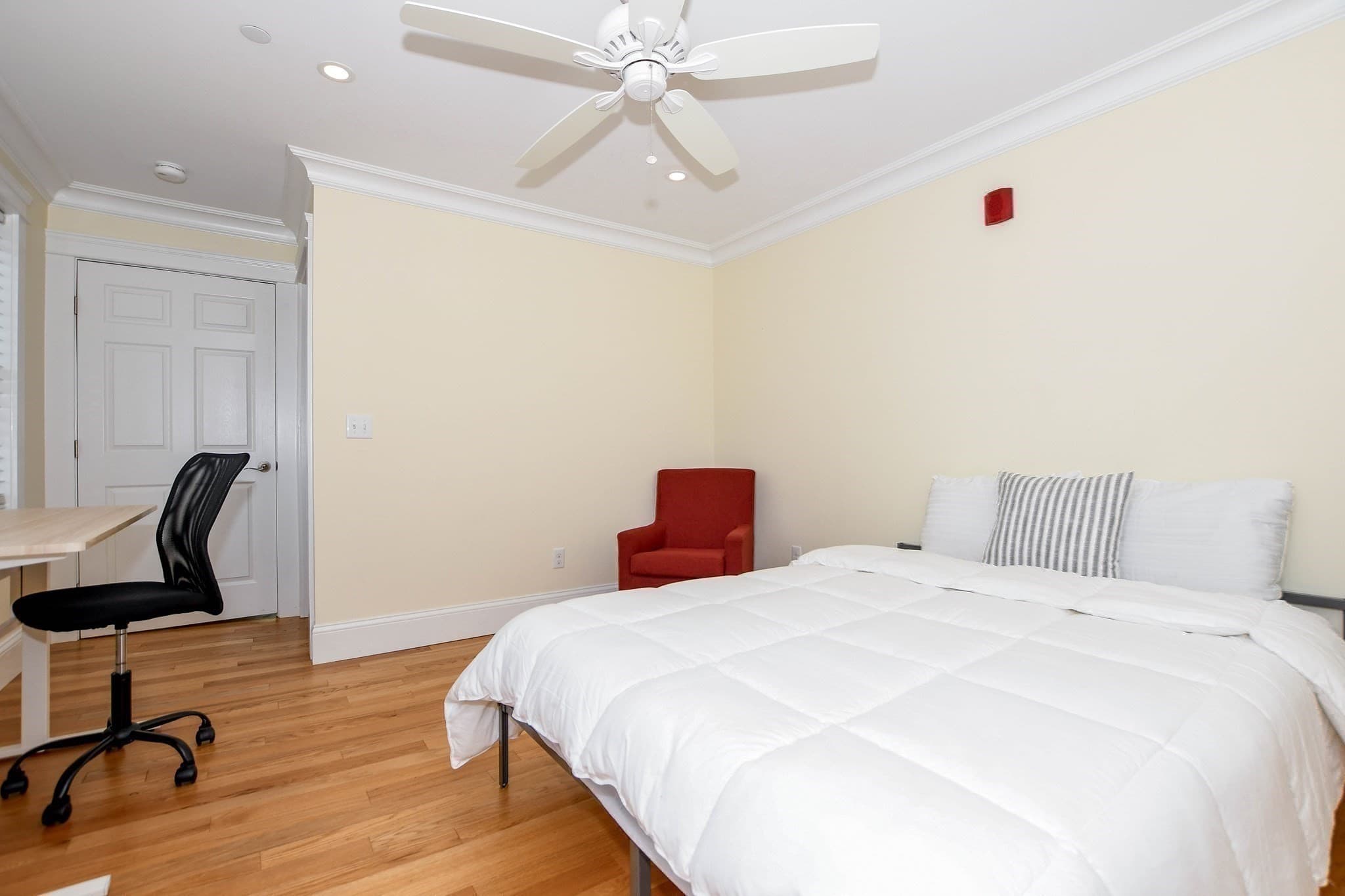 Condominium at 324 Front Street # 4, Marion MA 02738, Marion, photo 17 of 42