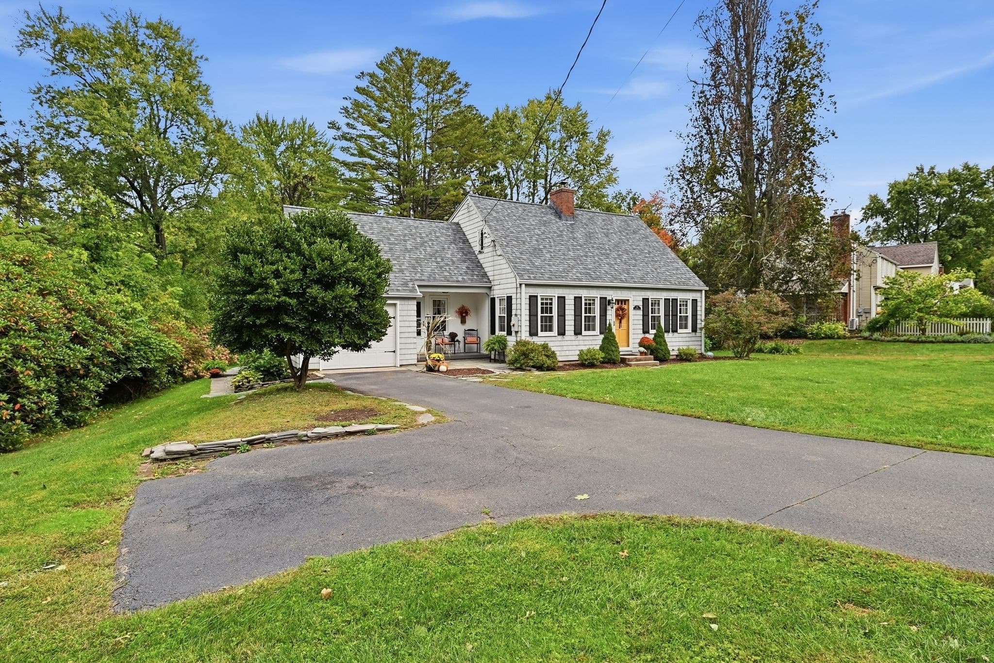 Single Family Residence at 60 Russell Ave, Suffield MA 01078, Suffield, photo 3 of 42