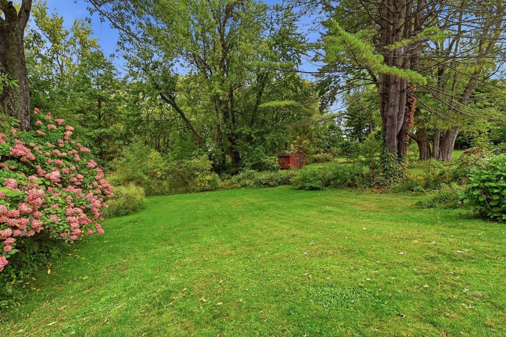 Single Family Residence at 60 Russell Ave, Suffield MA 01078, Suffield, photo 38 of 42