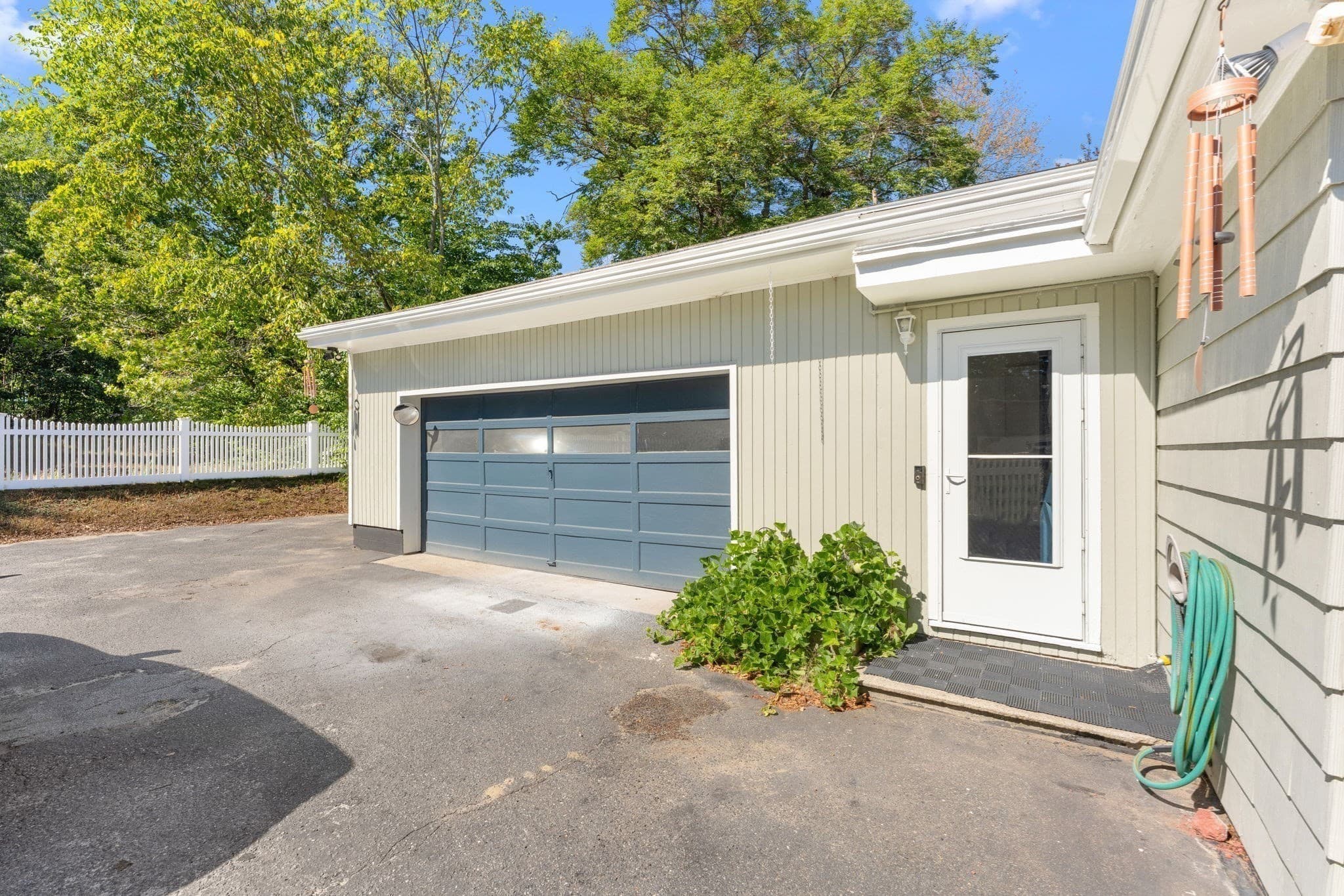 Single Family Residence at 84 Hampson St, Dracut MA 01826, Dracut, photo 30 of 42