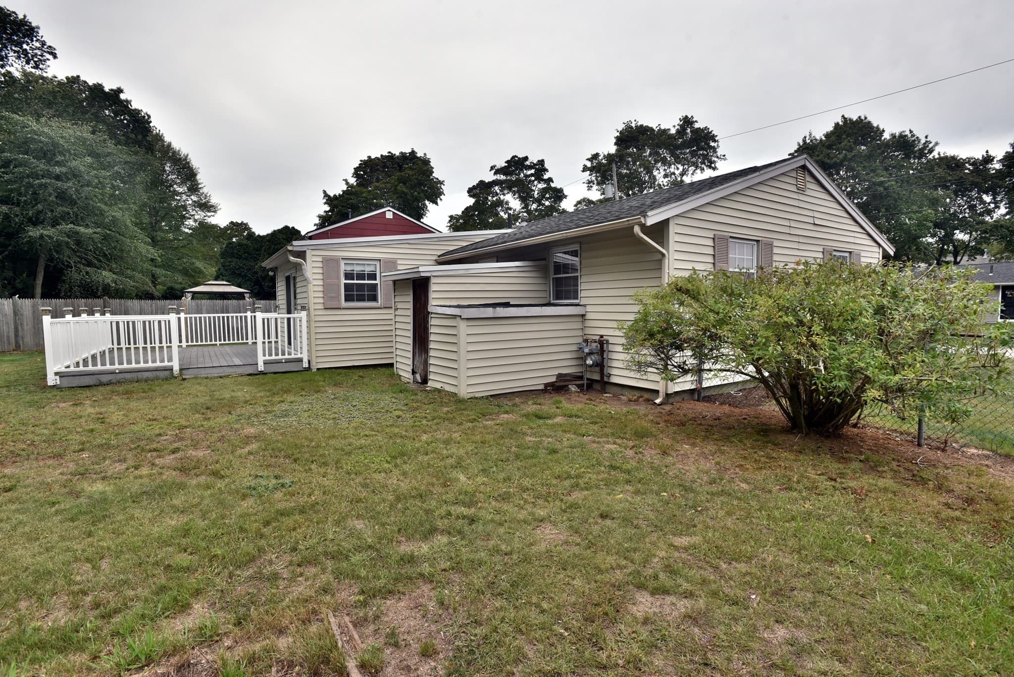 Single Family Residence at 20 Josh Gray Rd, Rockland MA 02370, Rockland, photo 5 of 20