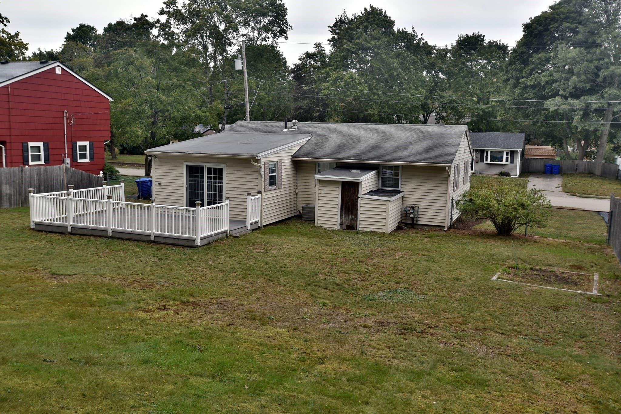 Single Family Residence at 20 Josh Gray Rd, Rockland MA 02370, Rockland, photo 4 of 20