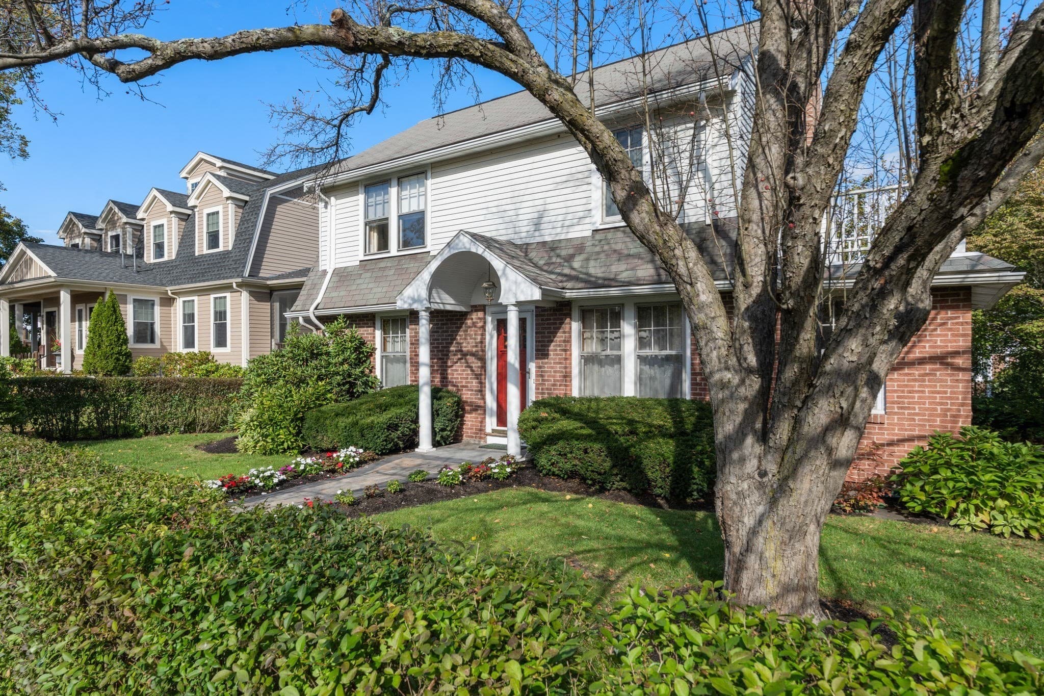 Single Family Residence at 1929 Commonwealth Ave, Newton MA 02466, Newton, photo 3 of 29