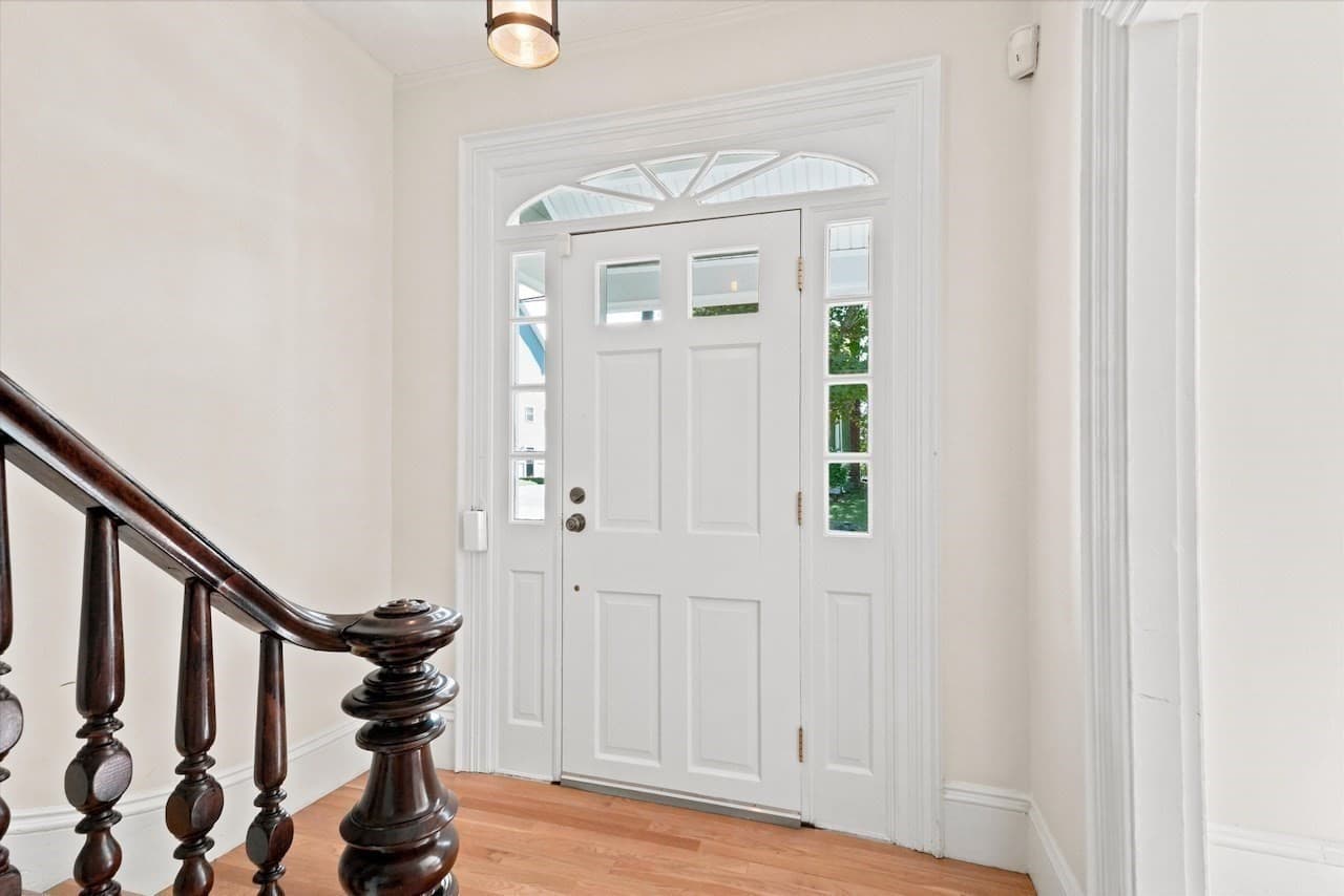Single Family Residence at 24 Poplar St, Melrose MA 02176, Melrose, photo 5 of 42