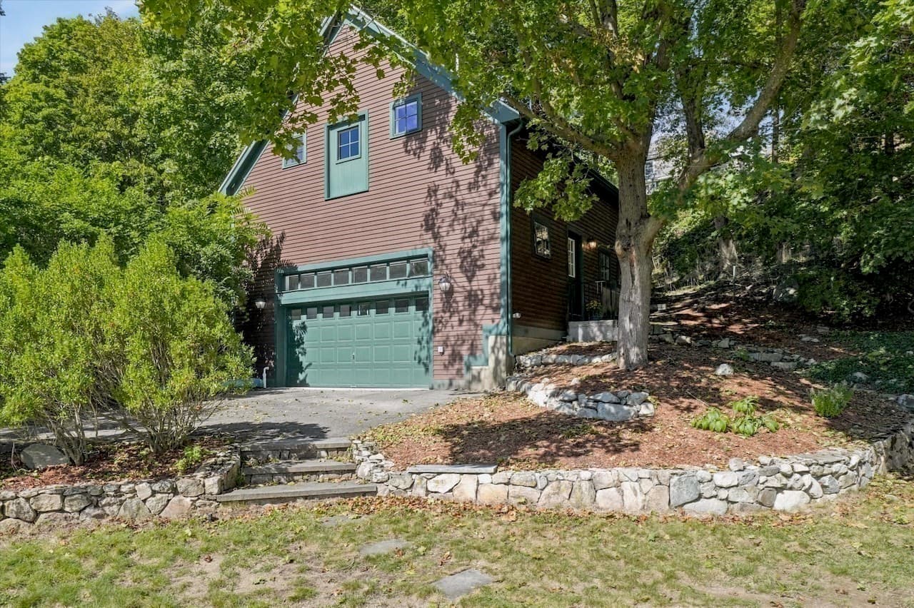 Single Family Residence at 24 Poplar St, Melrose MA 02176, Melrose, photo 30 of 42