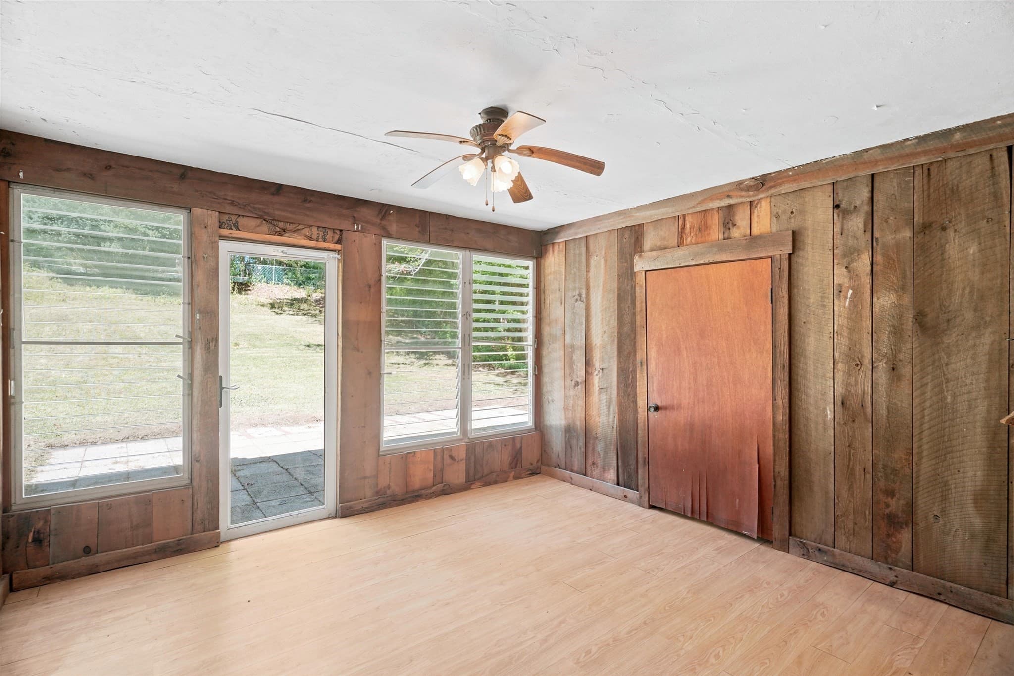 Single Family Residence at 1881 Great Pond Road, North Andover MA 01845, North Andover, photo 32 of 41