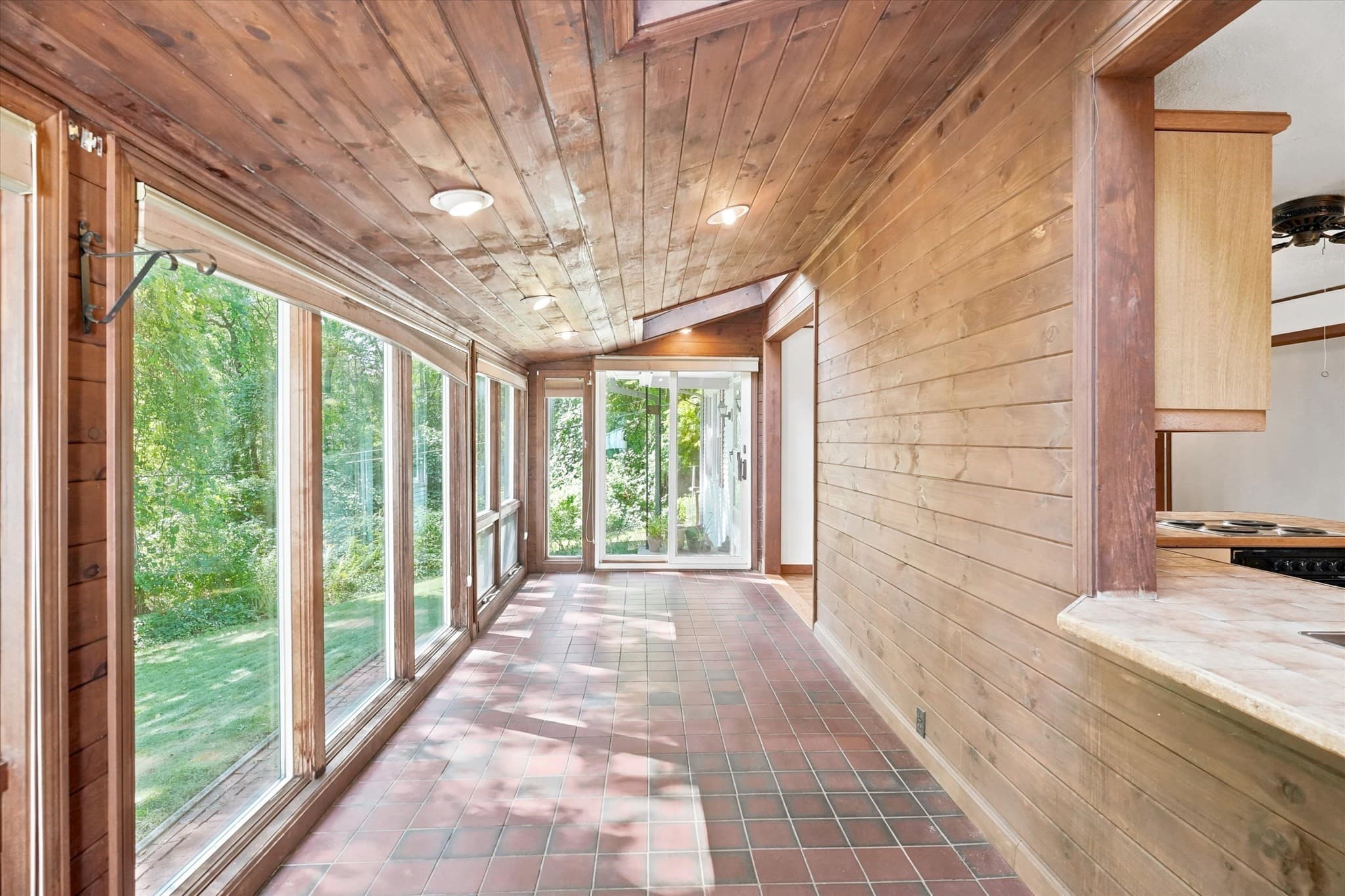Single Family Residence at 1881 Great Pond Road, North Andover MA 01845, North Andover, photo 19 of 41