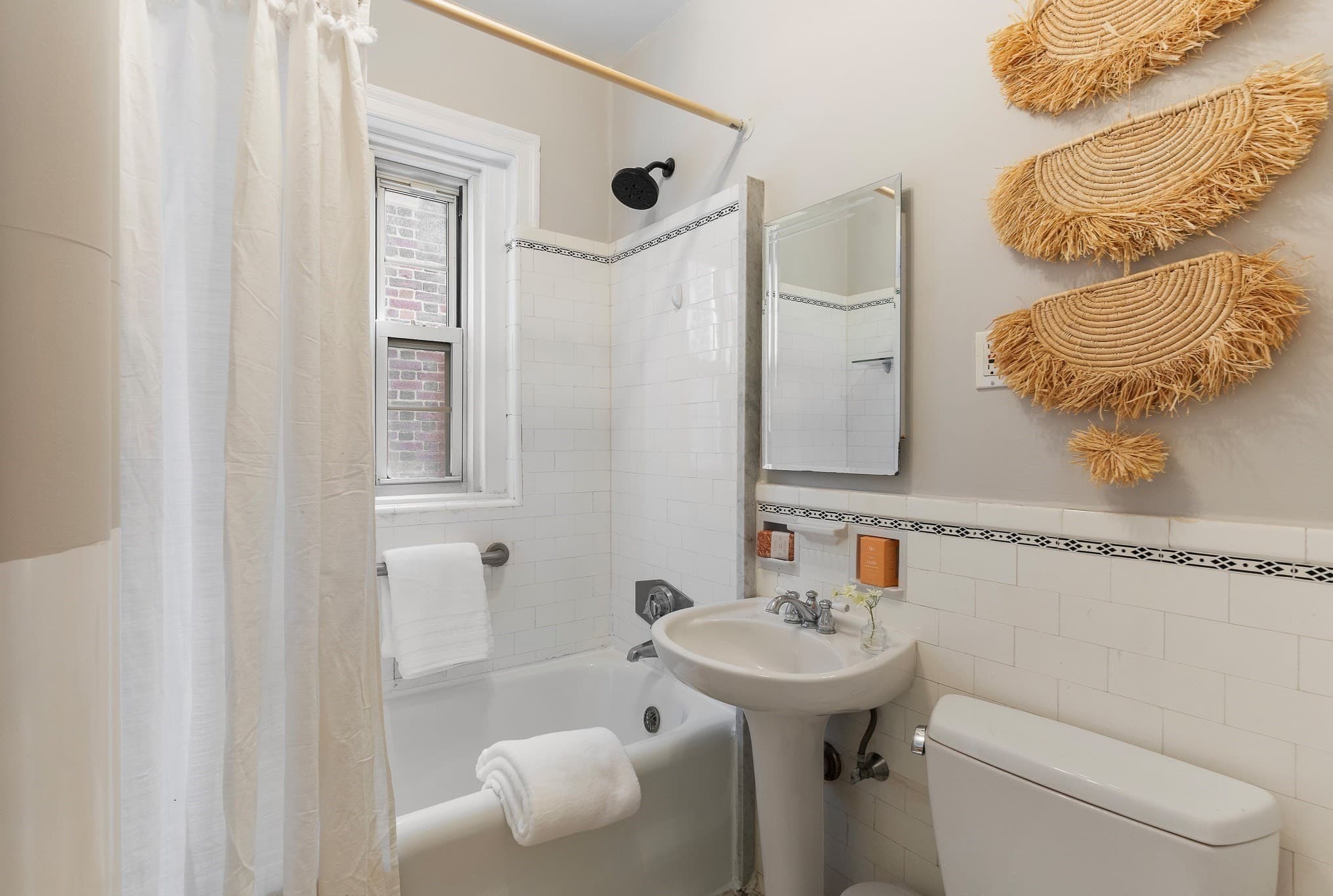 Condominium at 3 Arlington St, Cambridge MA 02138, Cambridge, photo 13 of 27