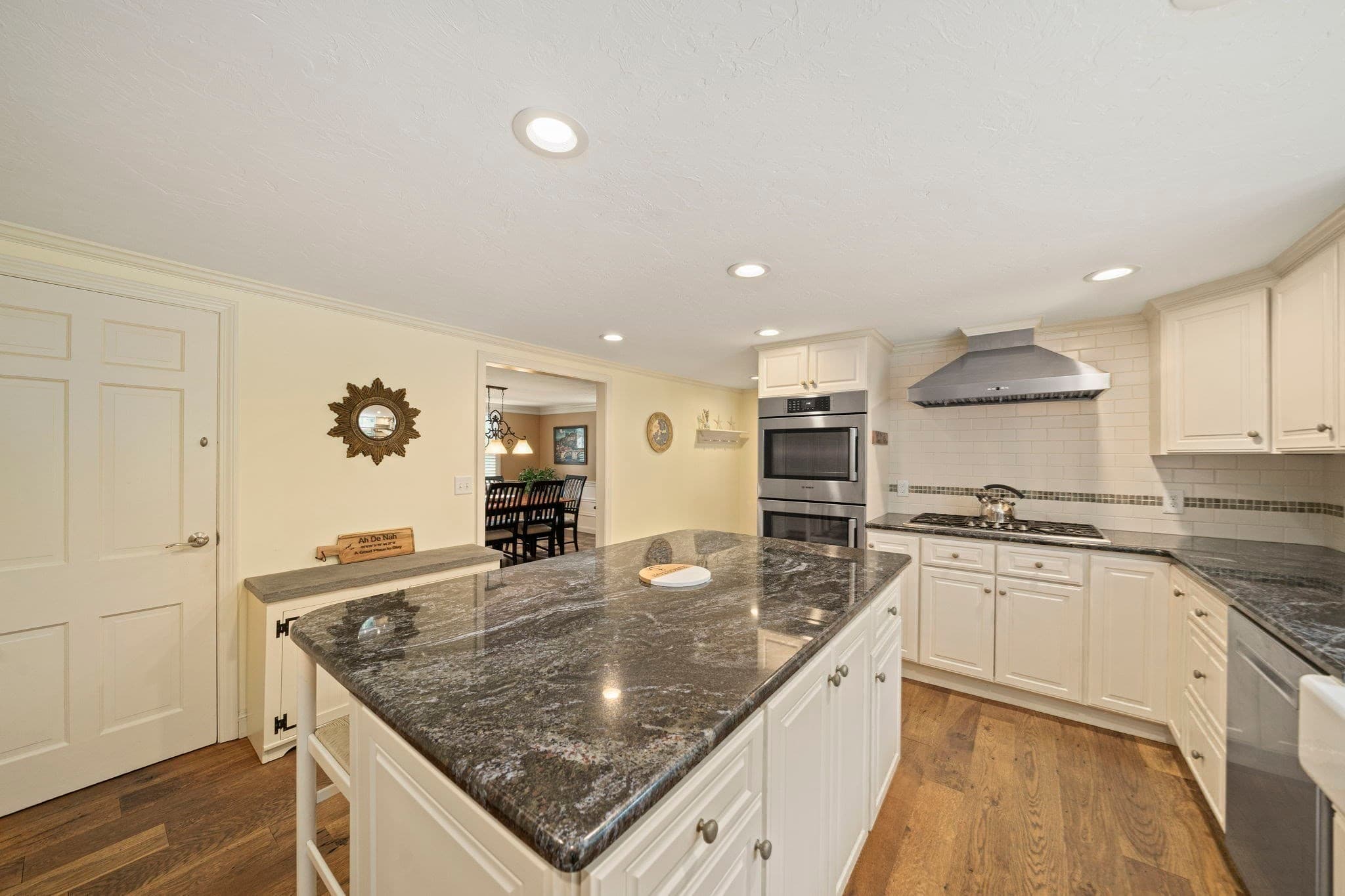 Single Family Residence at 6 Jones River Dr, Kingston MA 02364, Kingston, photo 16 of 42