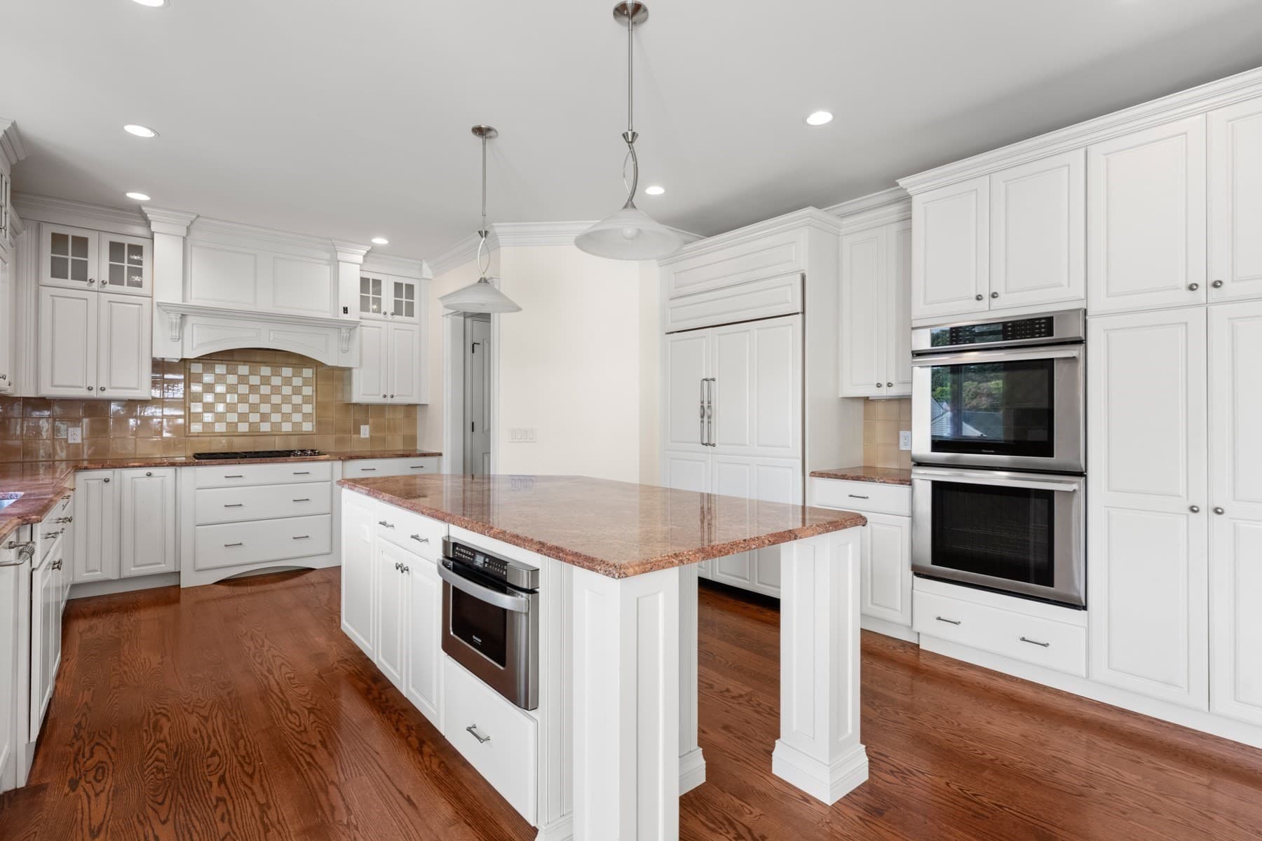 Single Family Residence at 37 Wall St, Wellesley MA 02481, Wellesley, photo 13 of 29