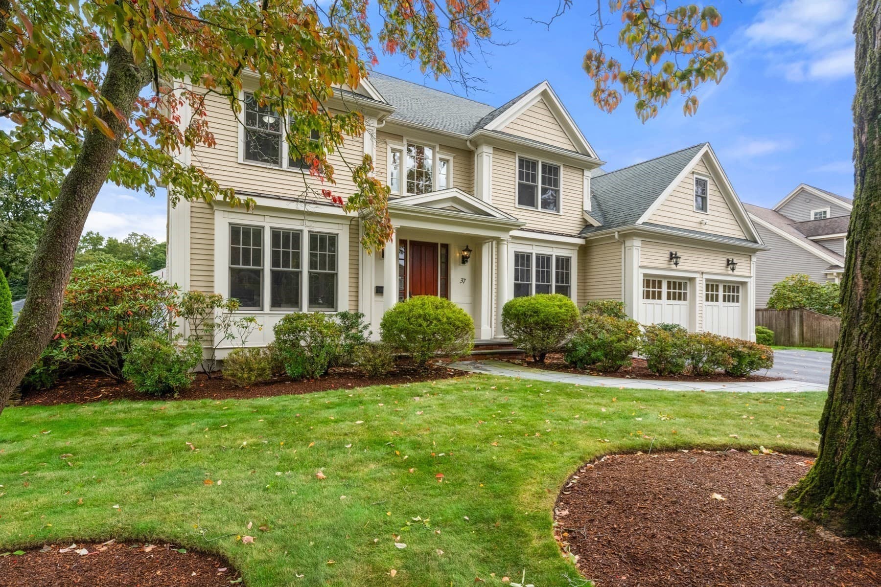 Single Family Residence at 37 Wall St, Wellesley MA 02481, Wellesley, photo 3 of 29