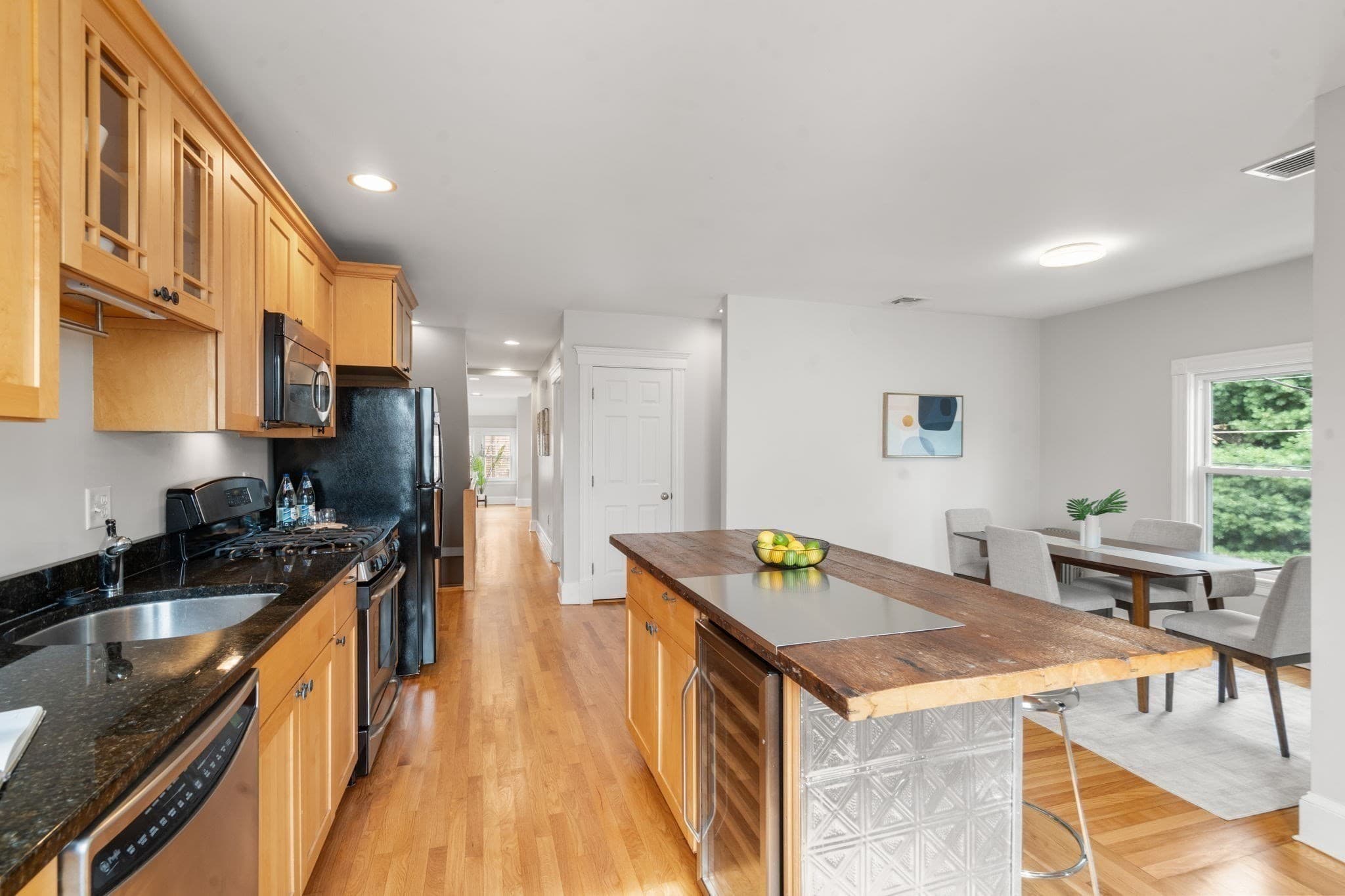 Condominium at 2 Holton St # 2B, Medford MA 02155, Medford, photo 9 of 21