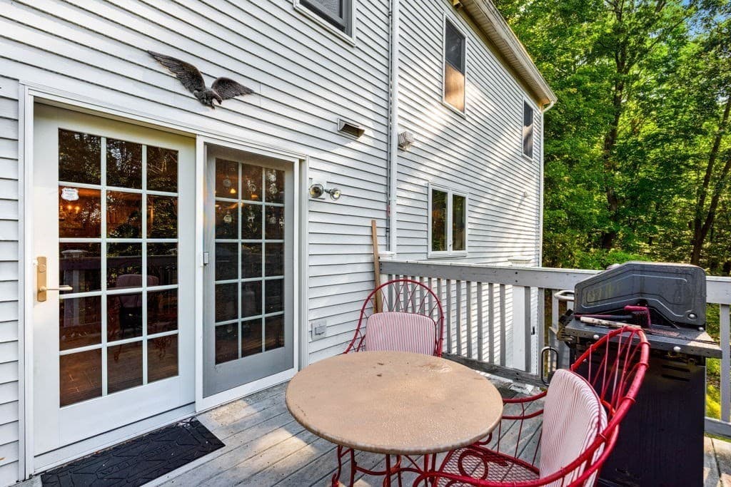 Single Family Residence at 233 Lovers Ln, Haverhill MA 01830, Haverhill, photo 6 of 39