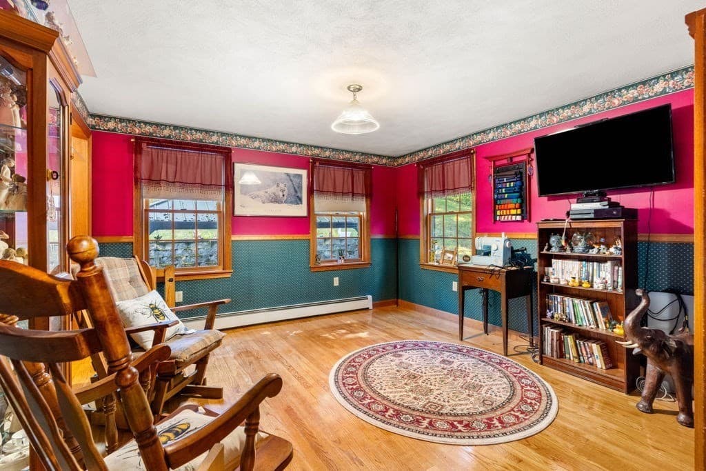 Single Family Residence at 233 Lovers Ln, Haverhill MA 01830, Haverhill, photo 10 of 39