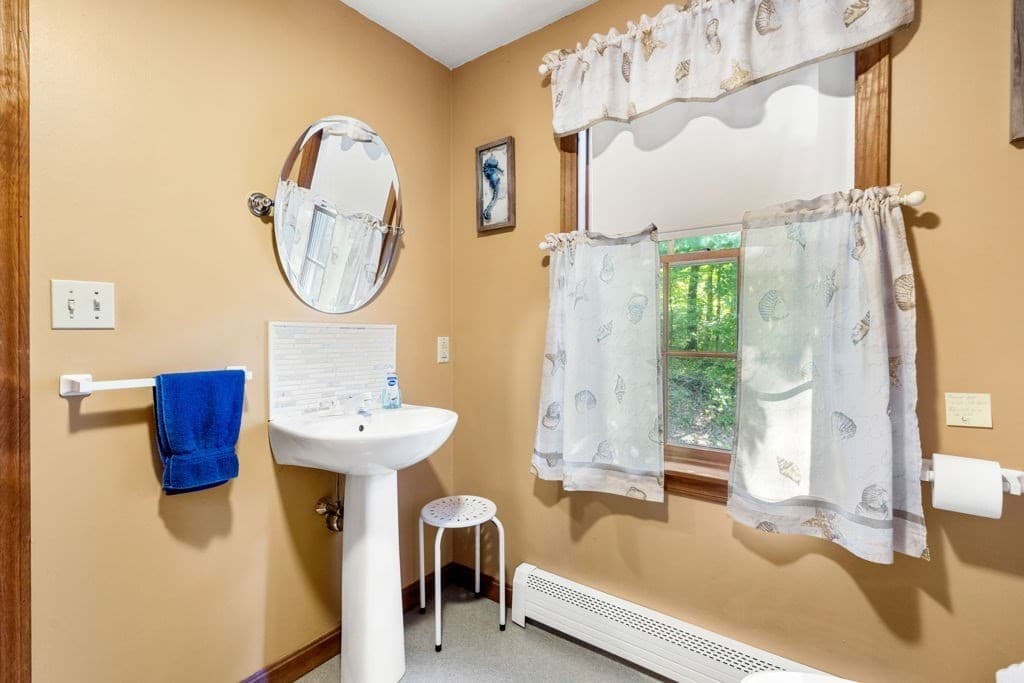 Single Family Residence at 233 Lovers Ln, Haverhill MA 01830, Haverhill, photo 35 of 39