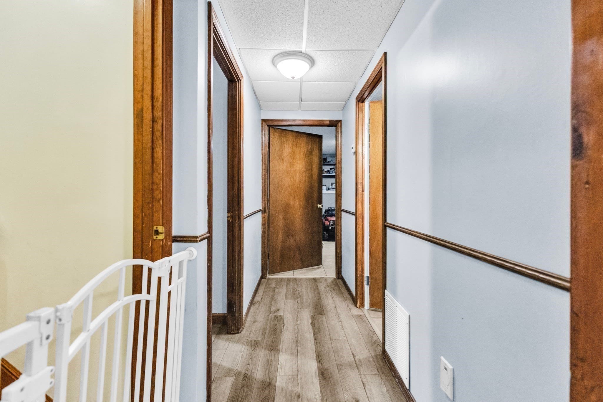 Single Family Residence at 42 Melbourne Rd, Worcester MA 01607, Worcester, photo 28 of 37