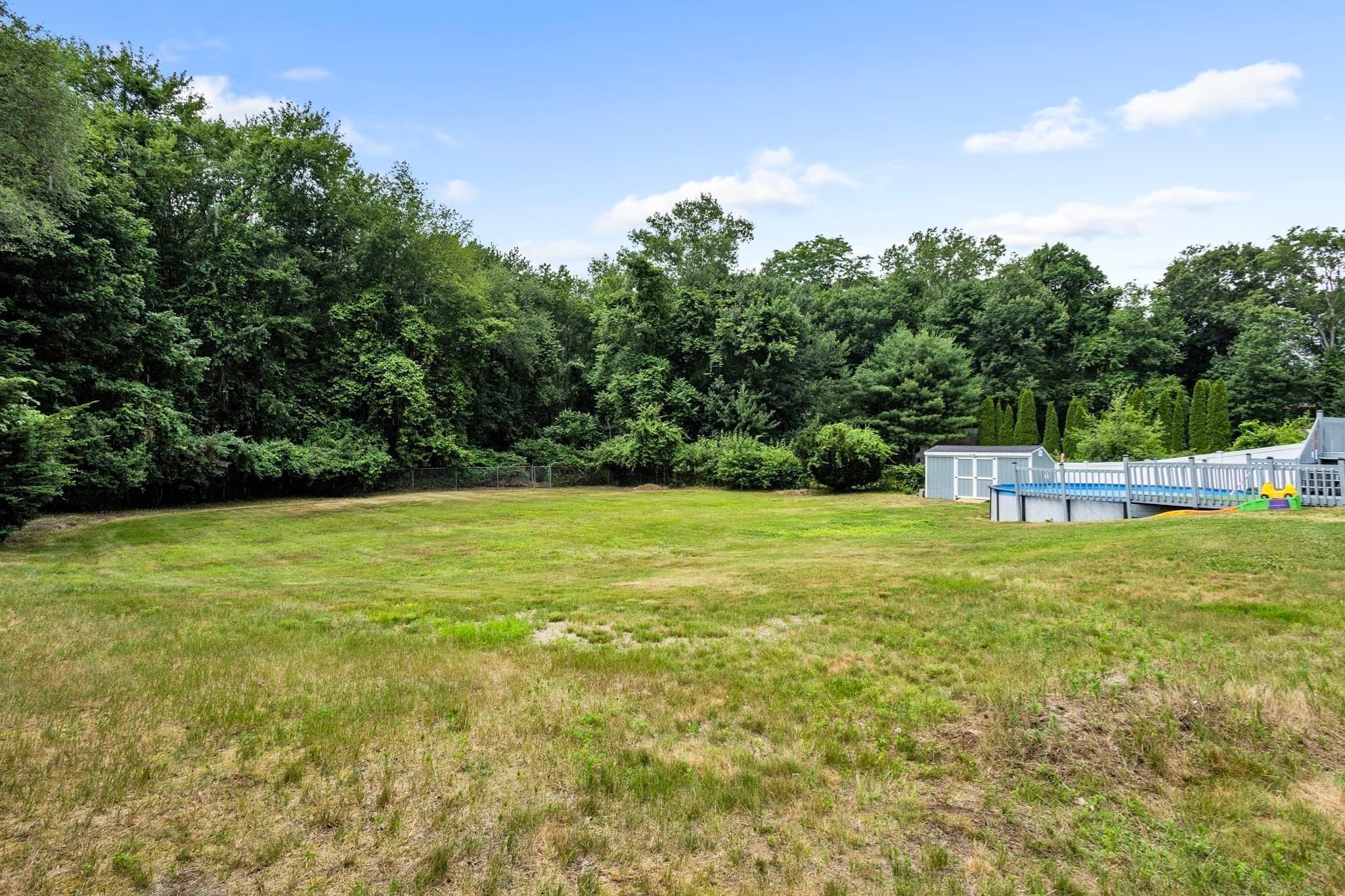 Single Family Residence at 42 Melbourne Rd, Worcester MA 01607, Worcester, photo 34 of 37
