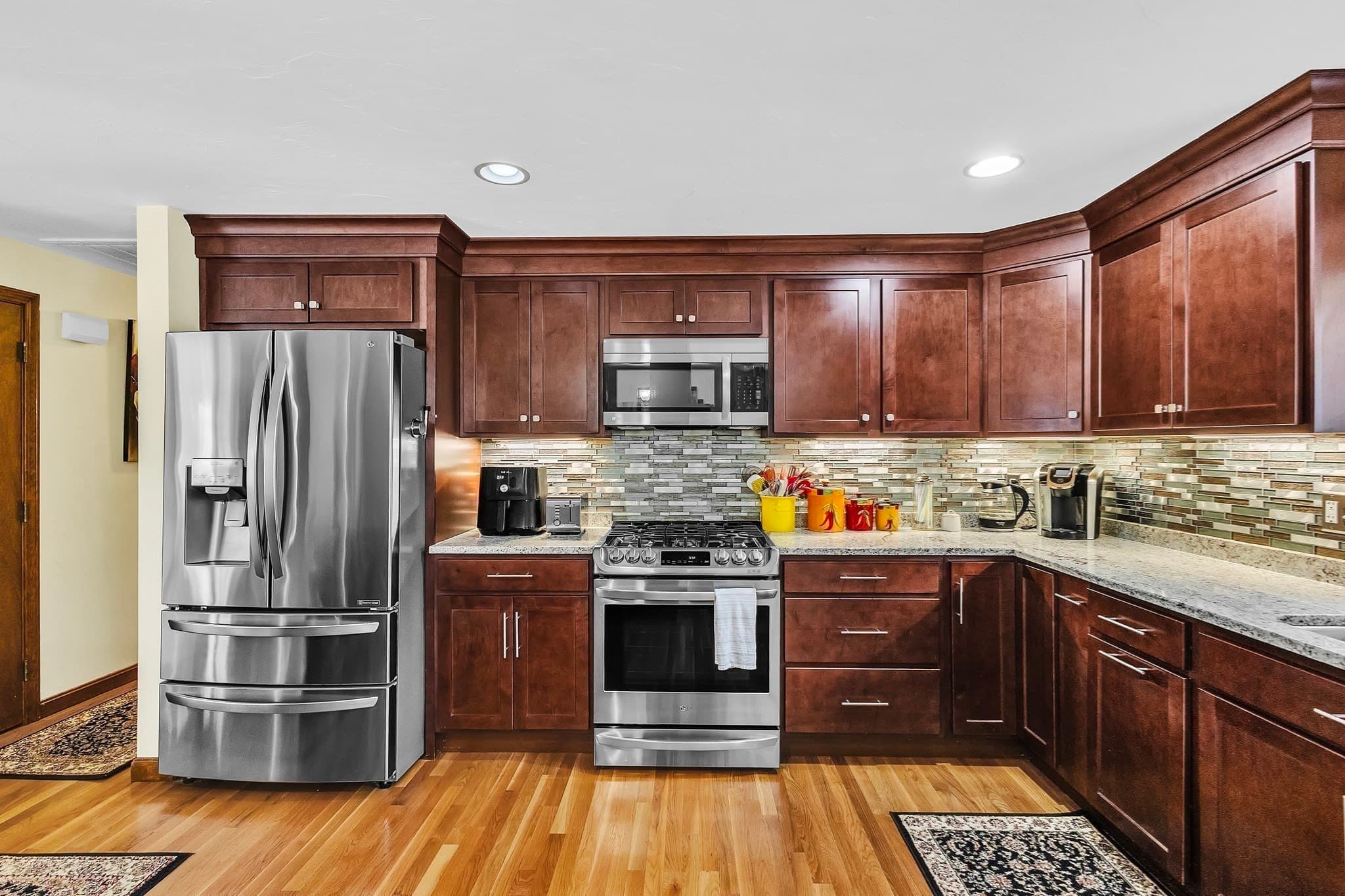 Single Family Residence at 42 Melbourne Rd, Worcester MA 01607, Worcester, photo 11 of 37
