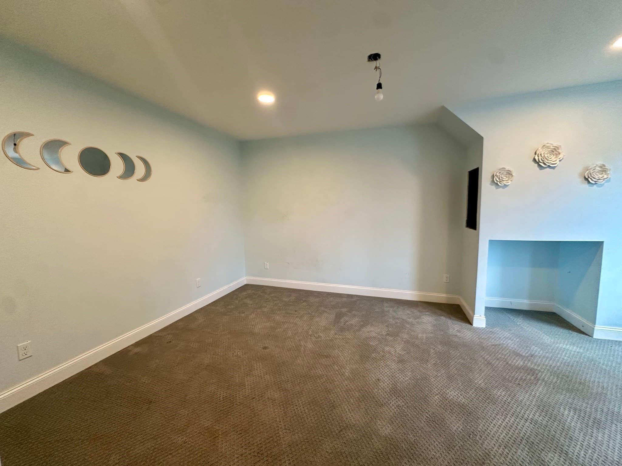 Single Family Residence at 43 Lincoln St, Greenfield MA 01301, Greenfield, photo 14 of 26