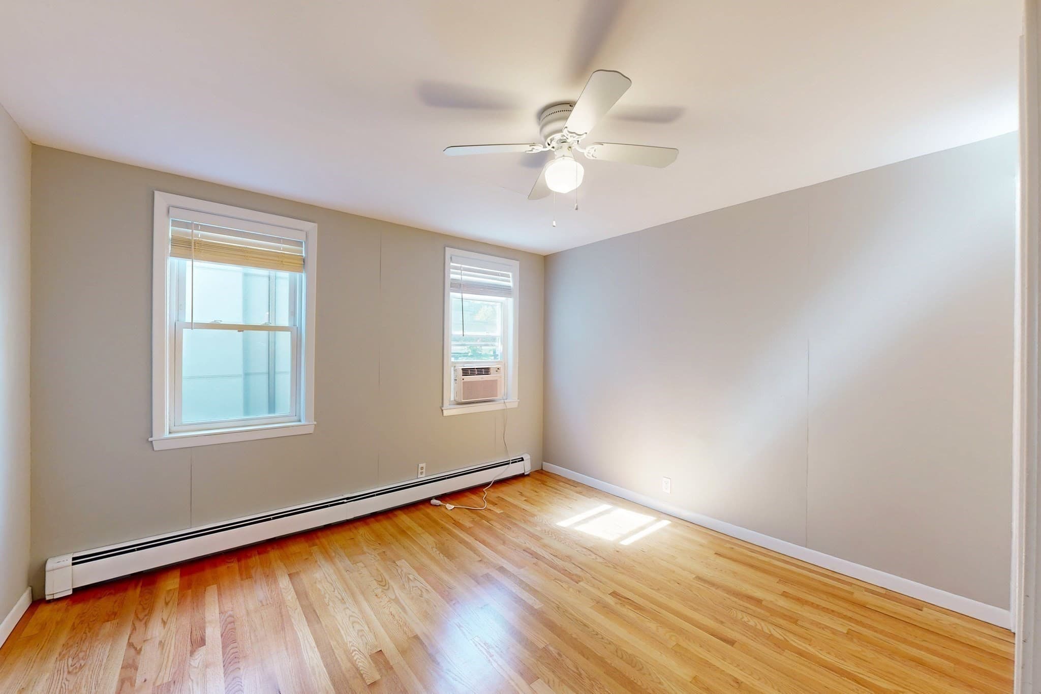 2 Family - 2 Units Up/Down at 13 Cottage Park Ave, Cambridge MA 02140, Cambridge, photo 10 of 41