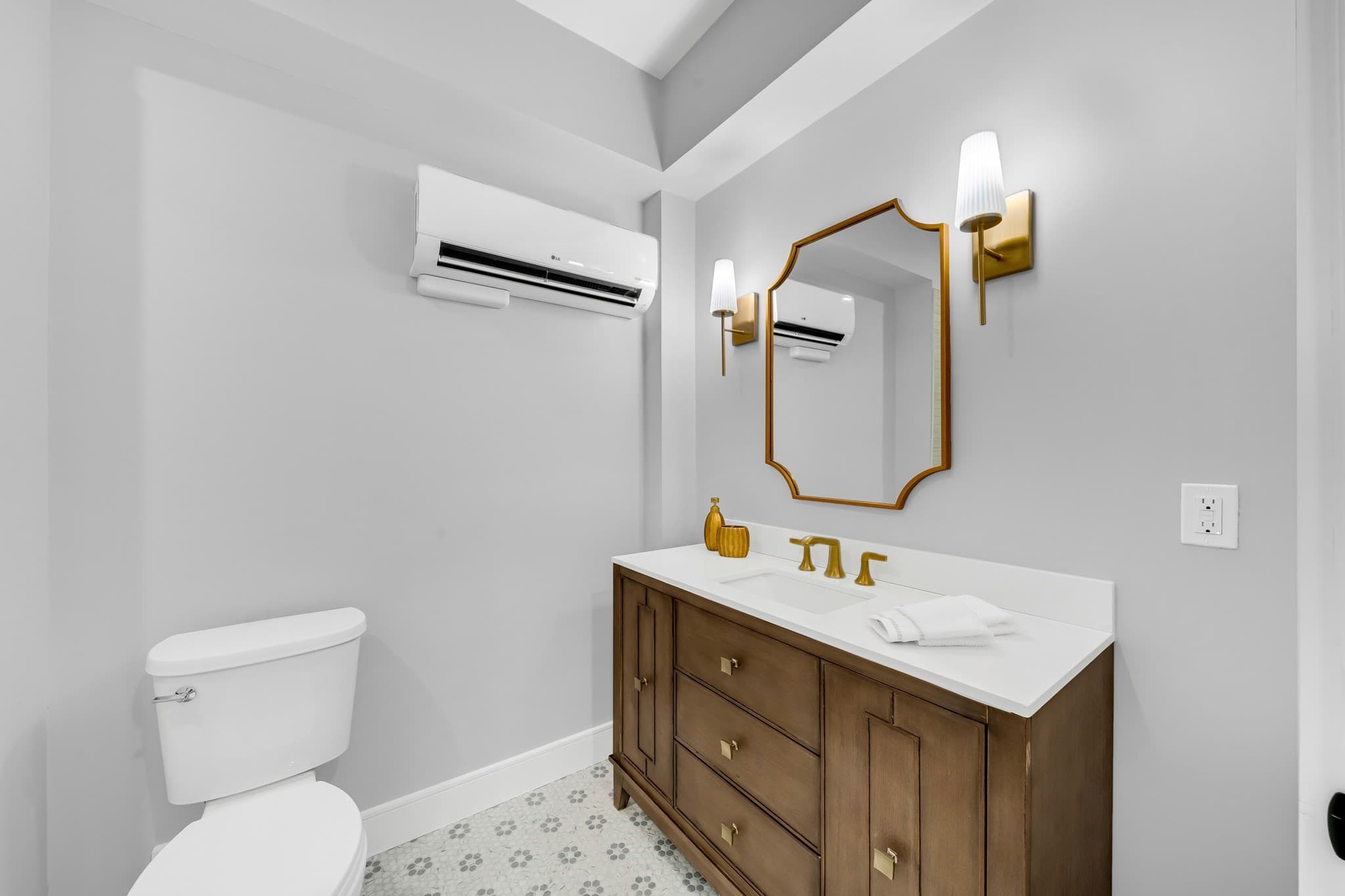 Condominium at 33 Chestnut St # 1, Andover MA 01810, Andover, photo 27 of 36