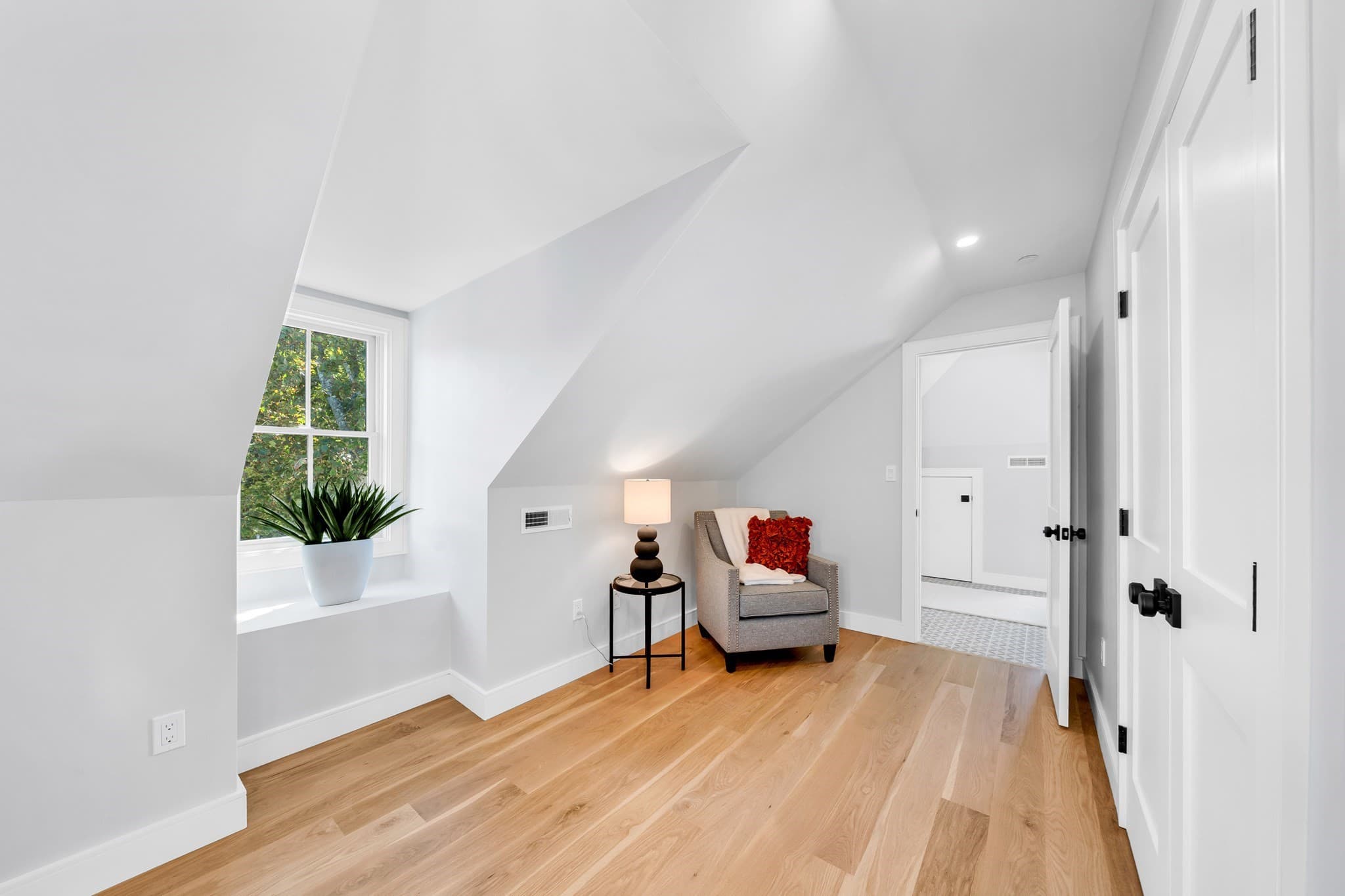 Condominium at 33 Chestnut St # 1, Andover MA 01810, Andover, photo 22 of 36