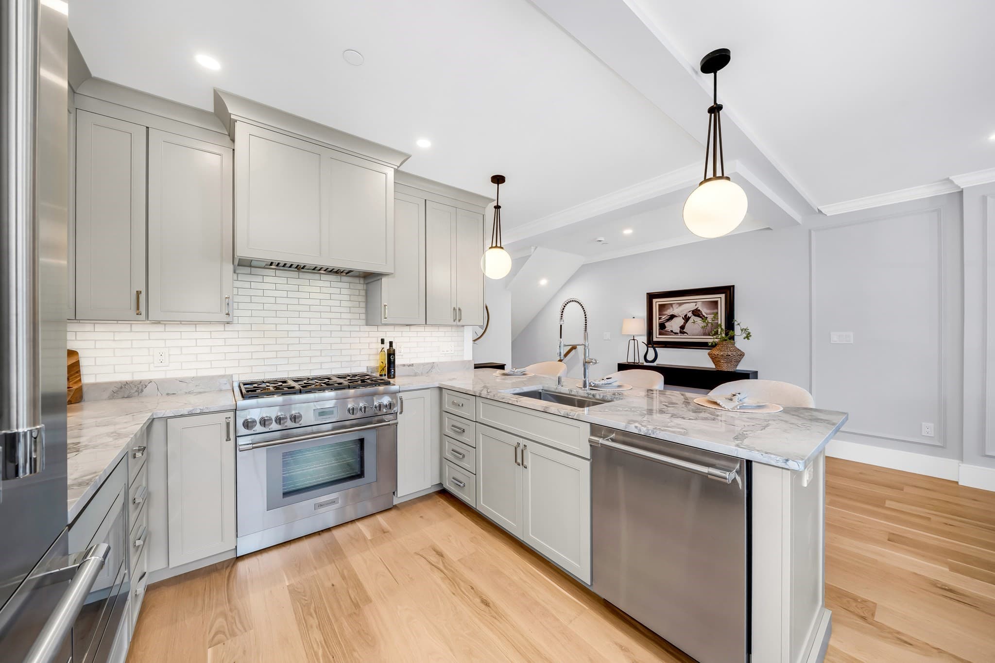 Condominium at 33 Chestnut St # 1, Andover MA 01810, Andover, photo 4 of 36