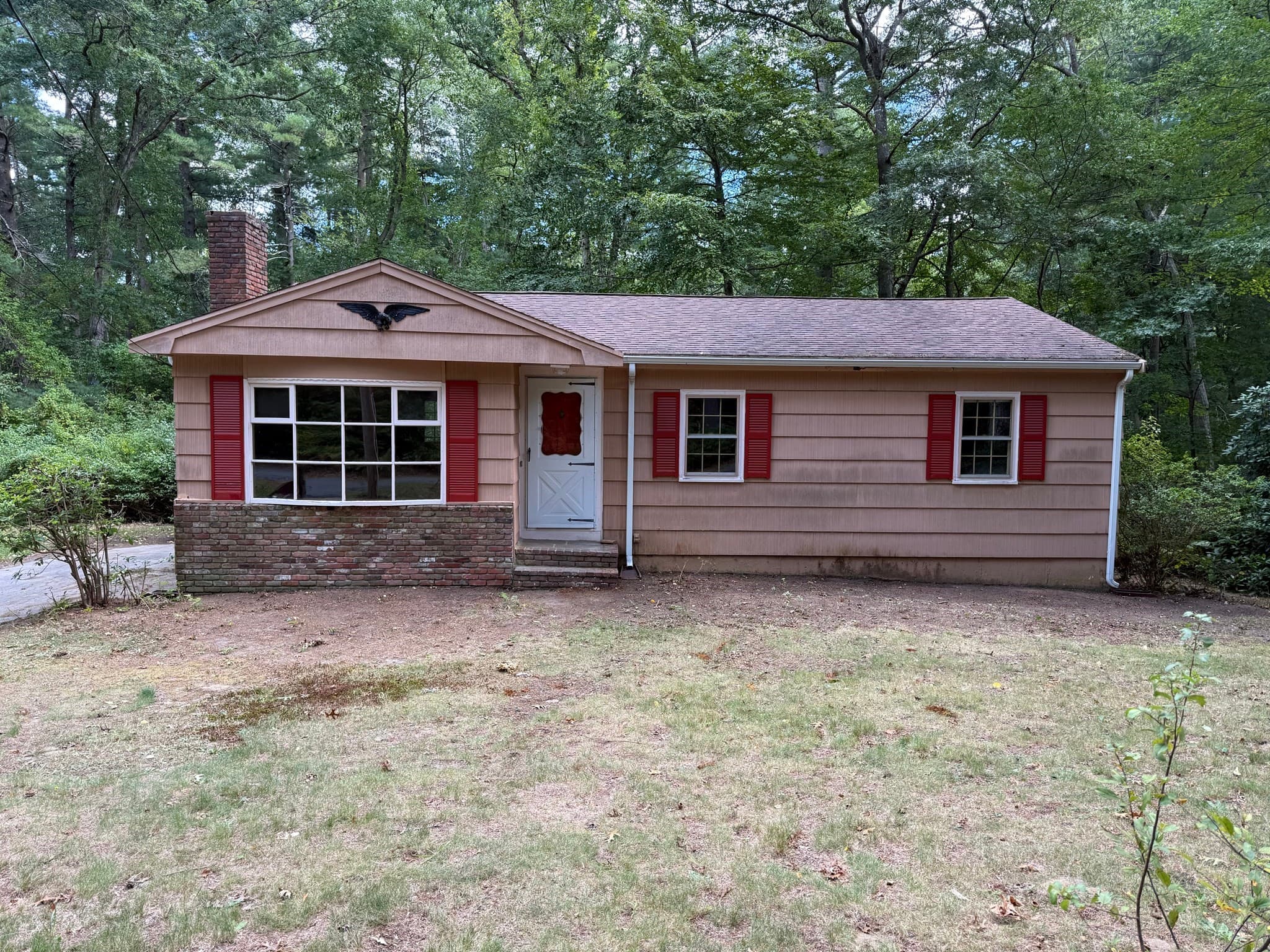 20 Farnum Rd, Pembroke MA 02359