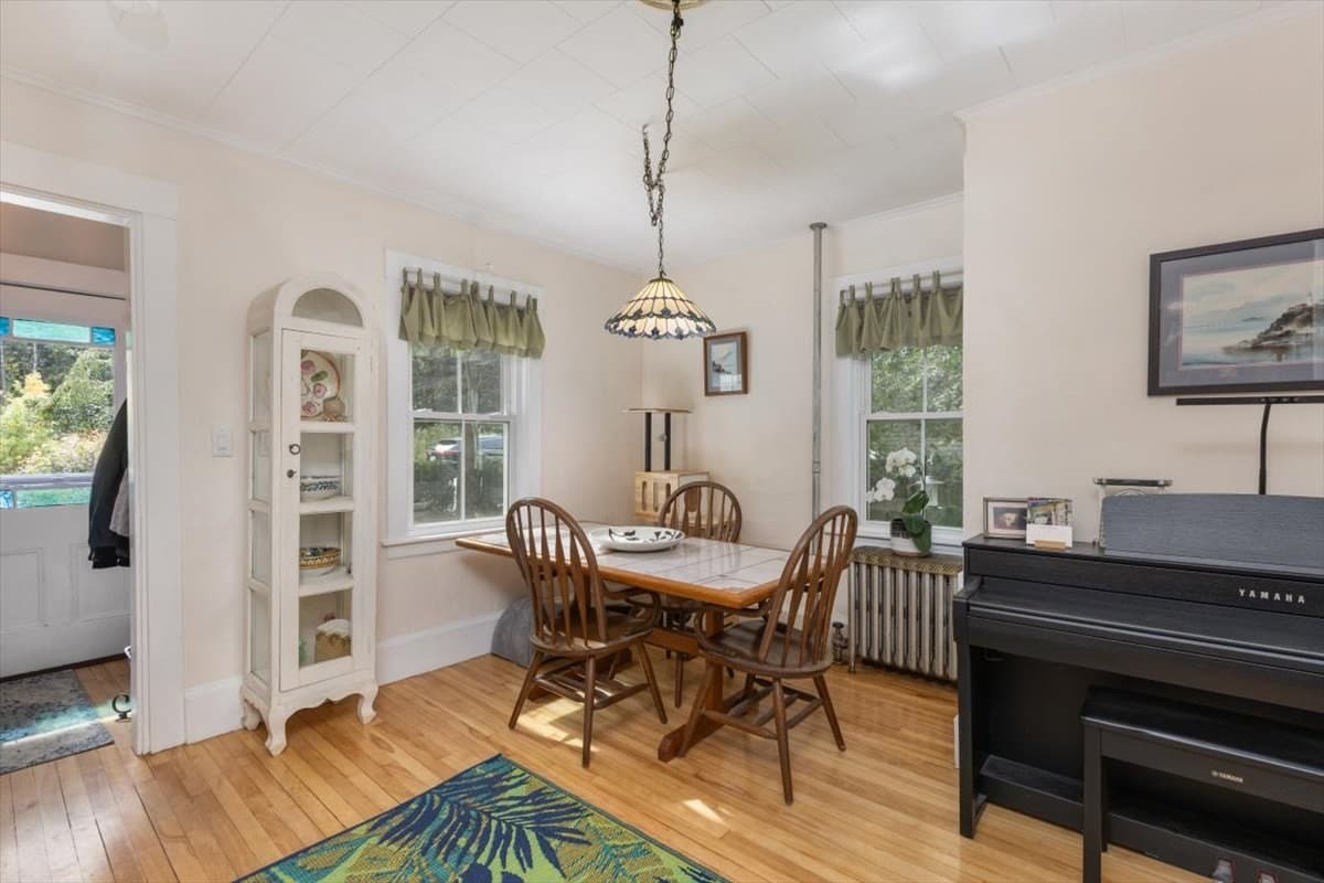 Single Family Residence at 55 Haverhill Rd., Amesbury MA 01913, Amesbury, photo 5 of 39