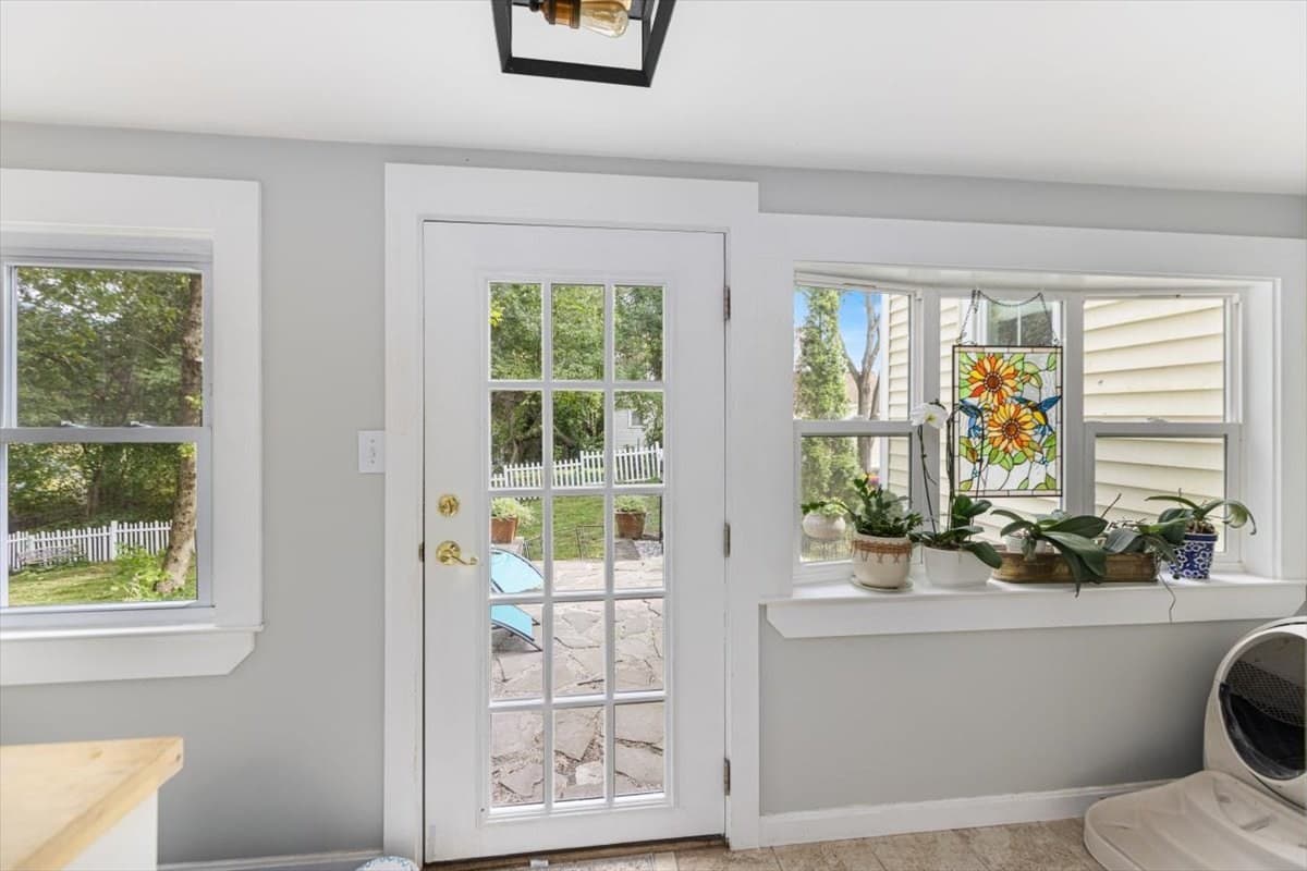Single Family Residence at 55 Haverhill Rd., Amesbury MA 01913, Amesbury, photo 14 of 39