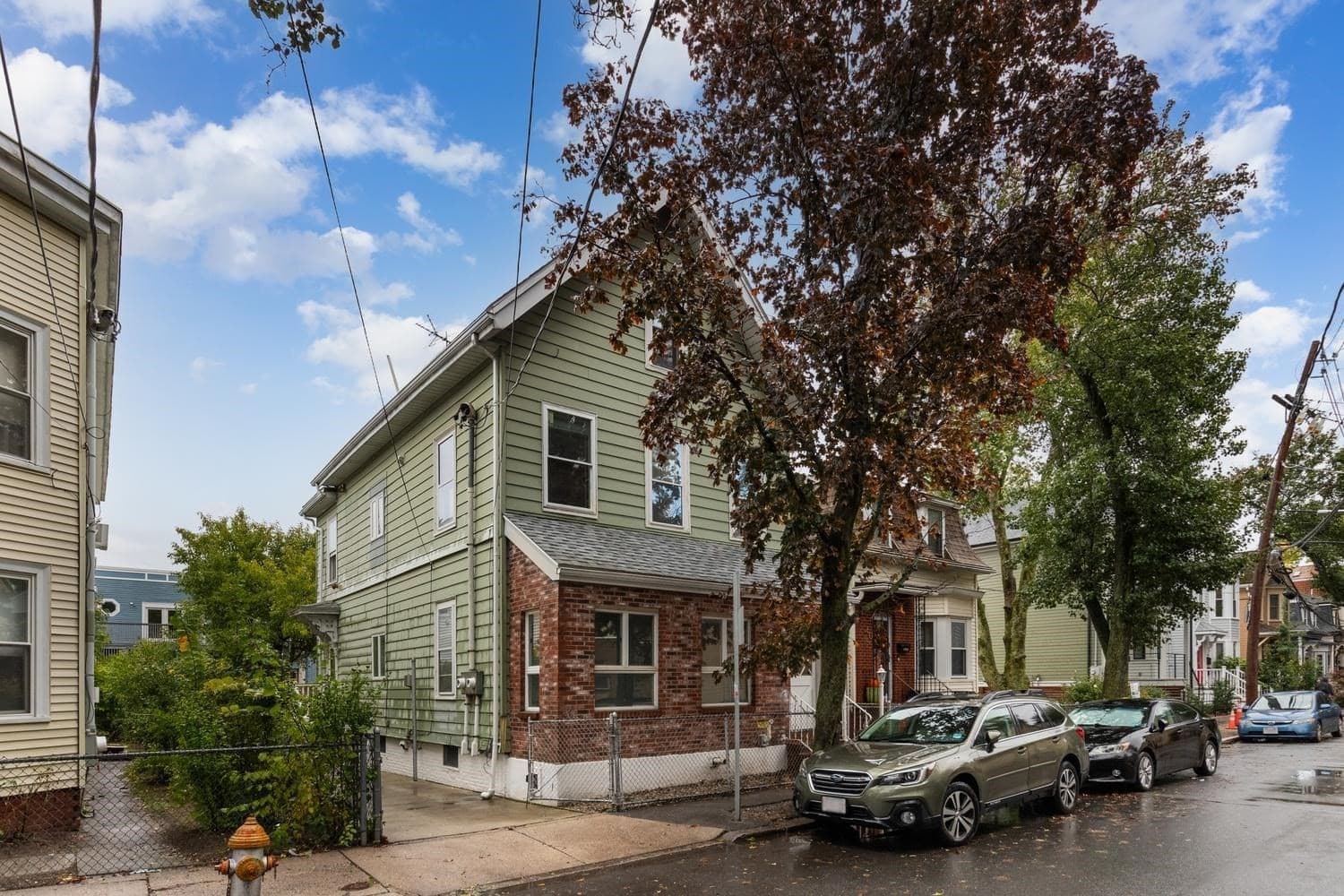 42 Howard St, Cambridge MA 02139