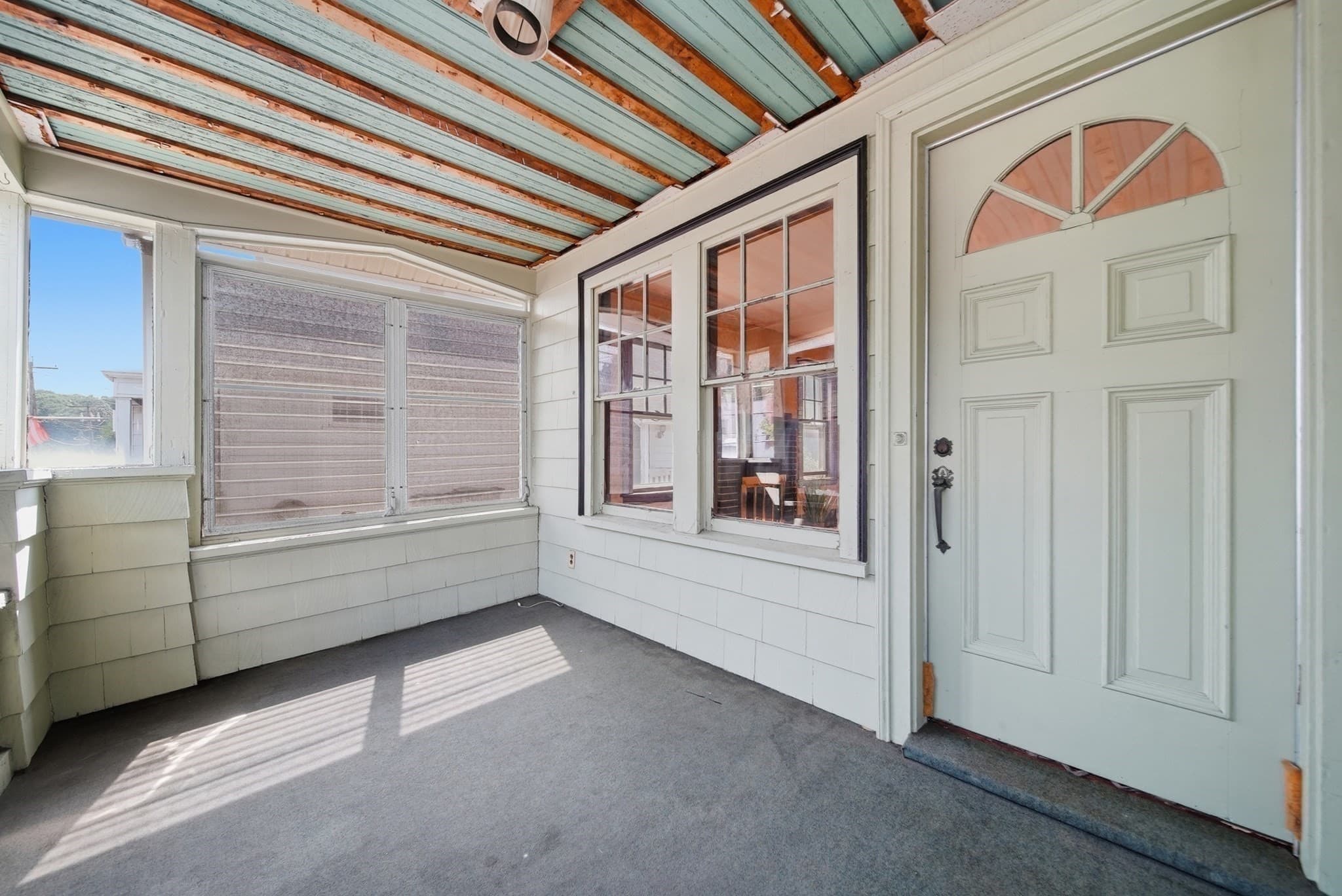 Single Family Residence at 254 Lynnfield St, Lynn MA 01904, Lynn, photo 4 of 22