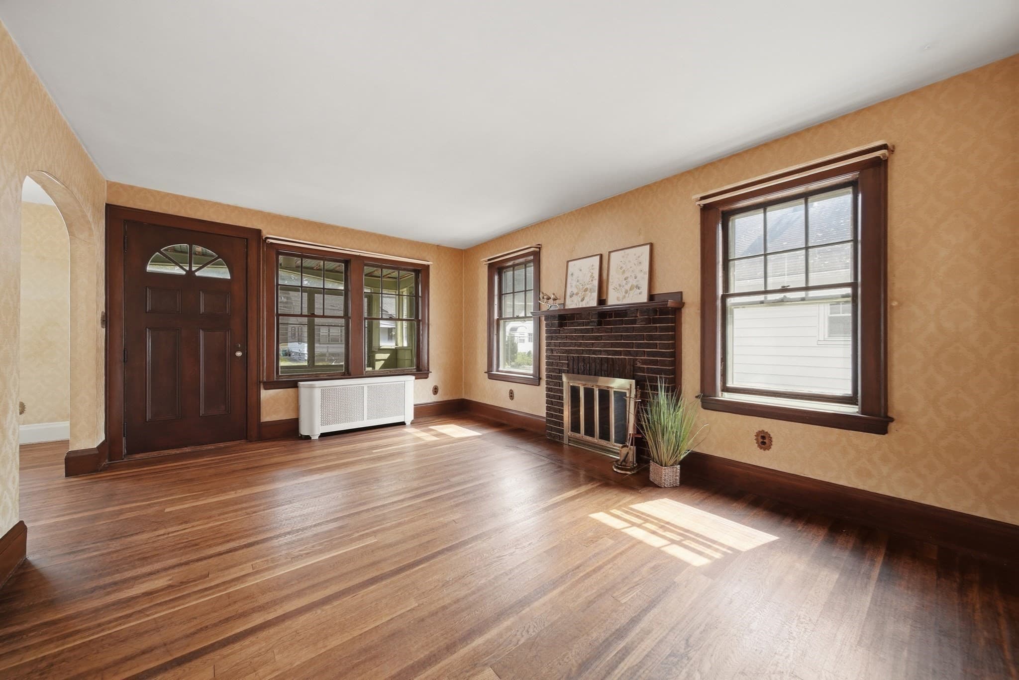 Single Family Residence at 254 Lynnfield St, Lynn MA 01904, Lynn, photo 8 of 22