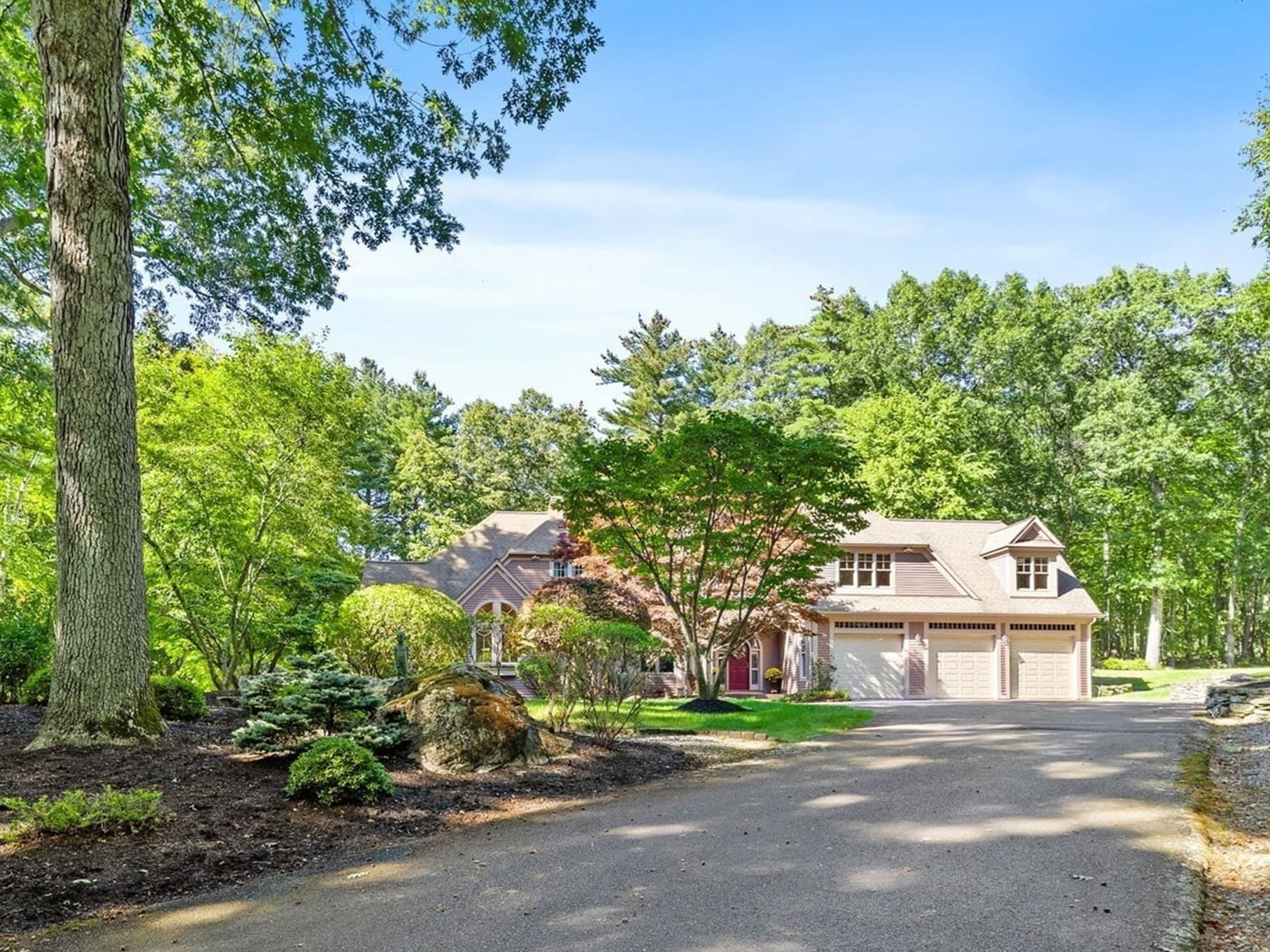281 Main Street, Bolton MA 01740