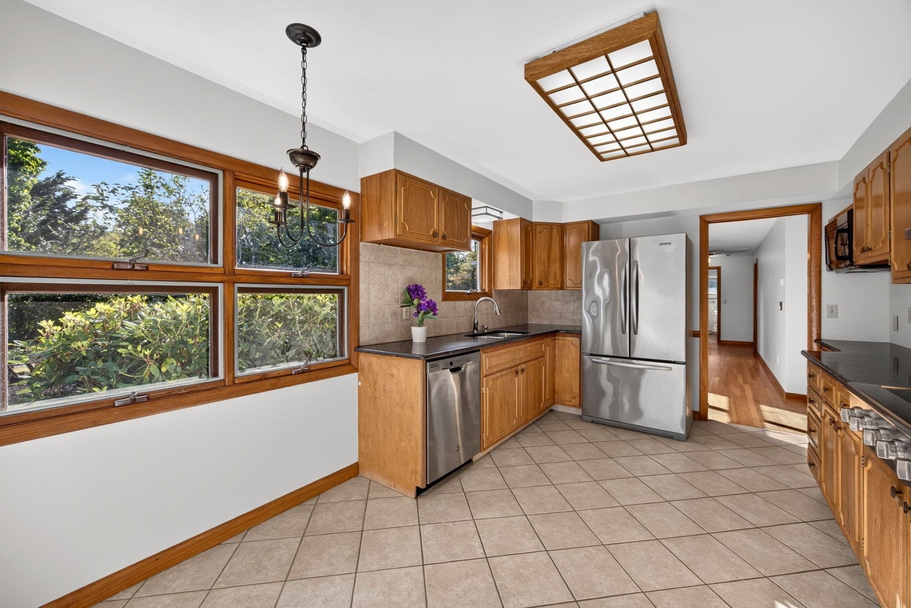 Single Family Residence at 2 Captain Towne Rd, Sandwich MA 02537, Sandwich, photo 9 of 42