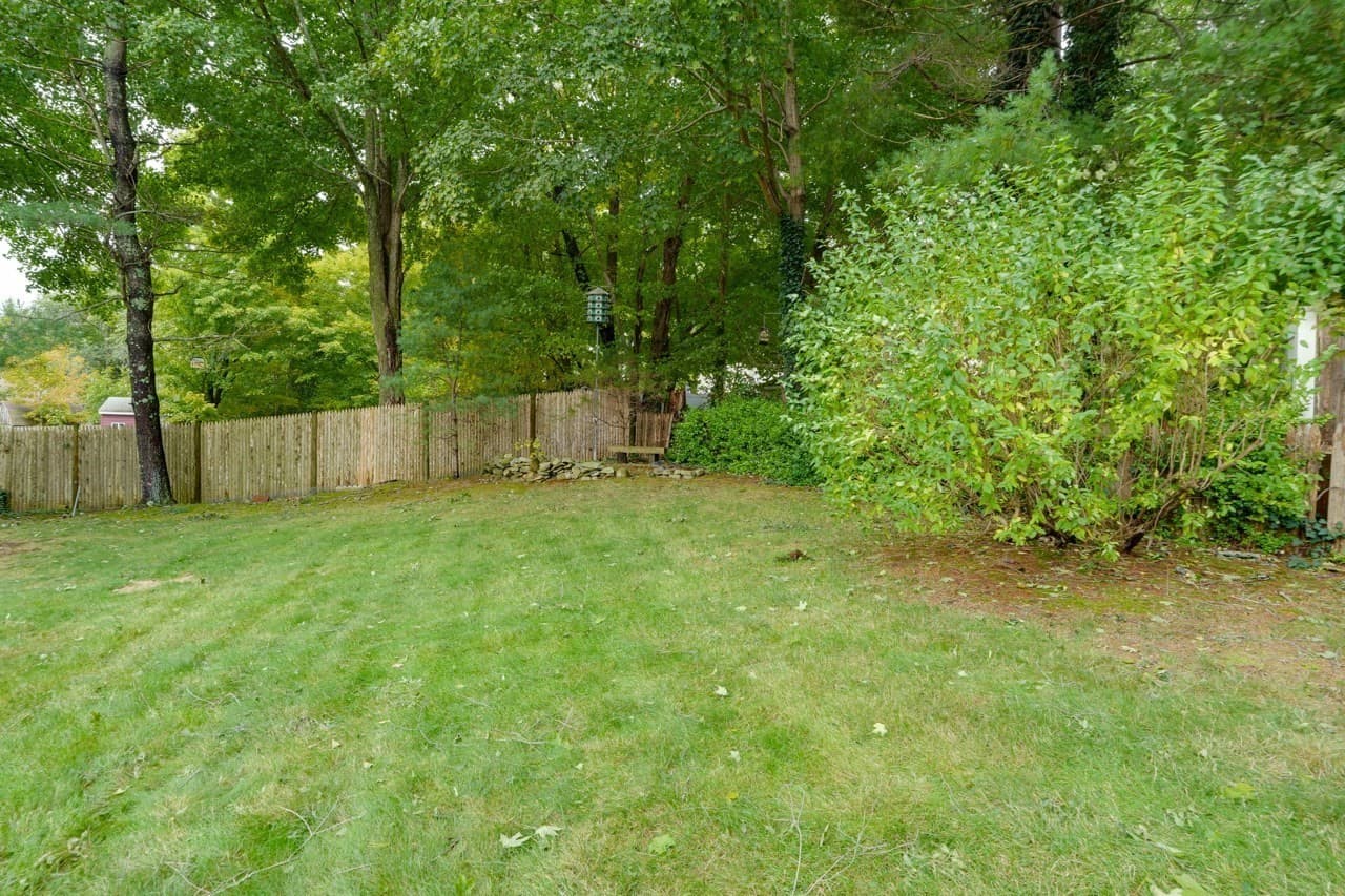 Single Family Residence at 10 Squire Ln, Bellingham MA 02019, Bellingham, photo 27 of 30