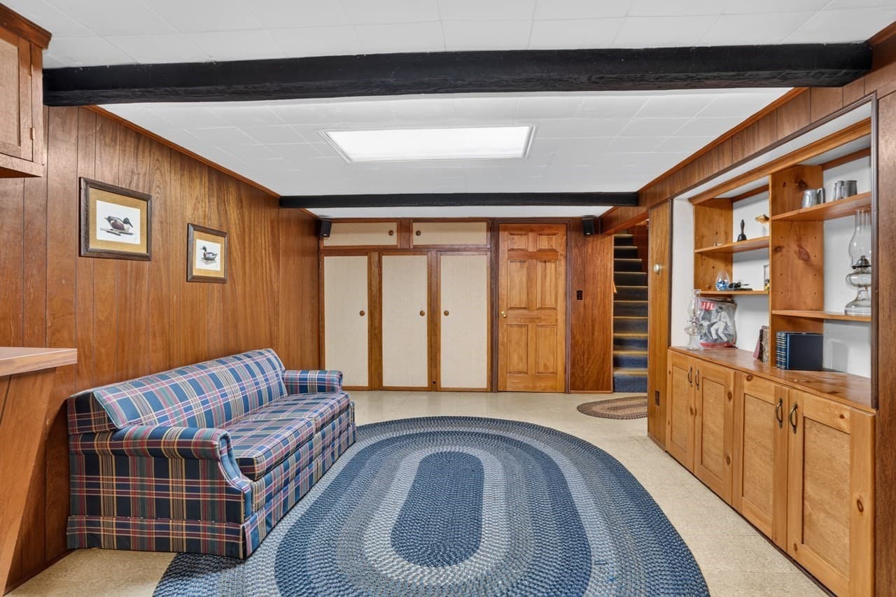 Single Family Residence at 10 Squire Ln, Bellingham MA 02019, Bellingham, photo 20 of 30