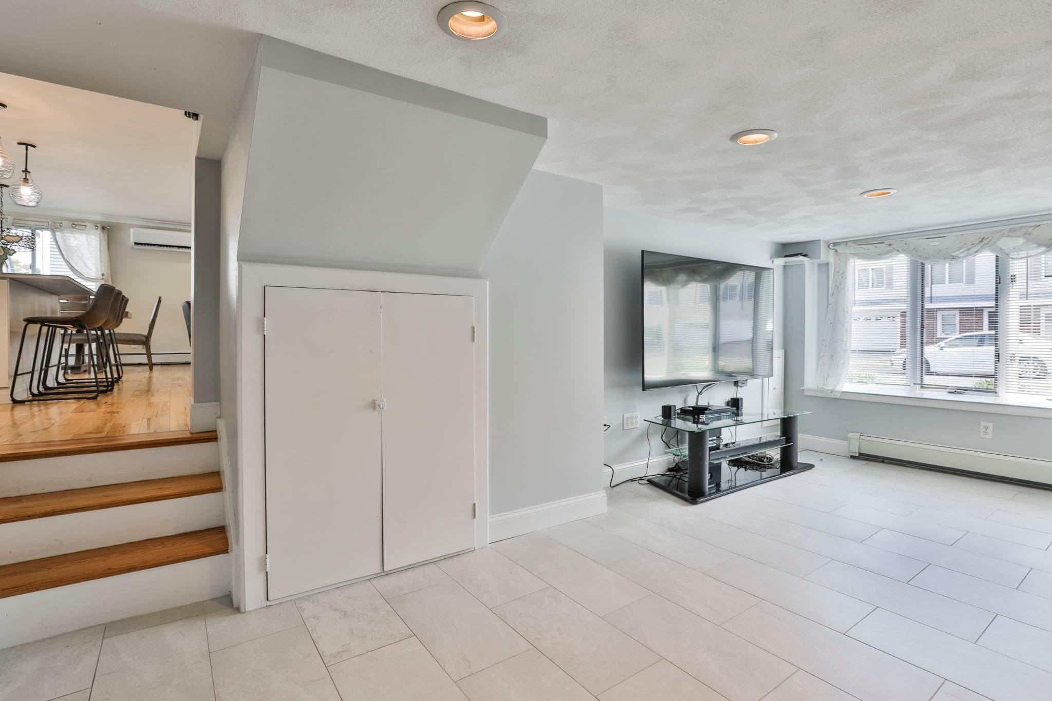 Single Family Residence at 6 Pranker Road, Saugus MA 01906, Saugus, photo 13 of 42
