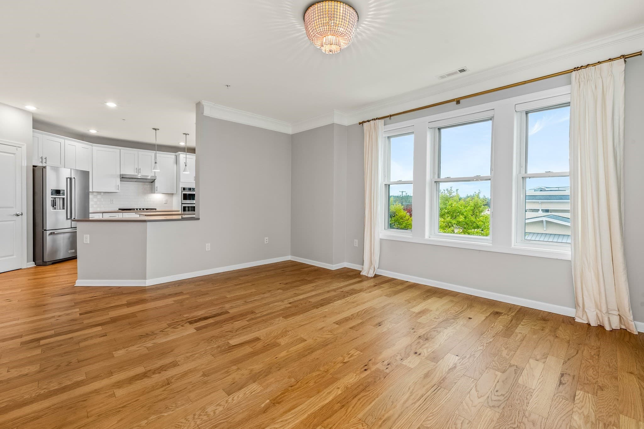 Condominium at 130 University Ave # 1201, Westwood MA 02090, Westwood, photo 22 of 42