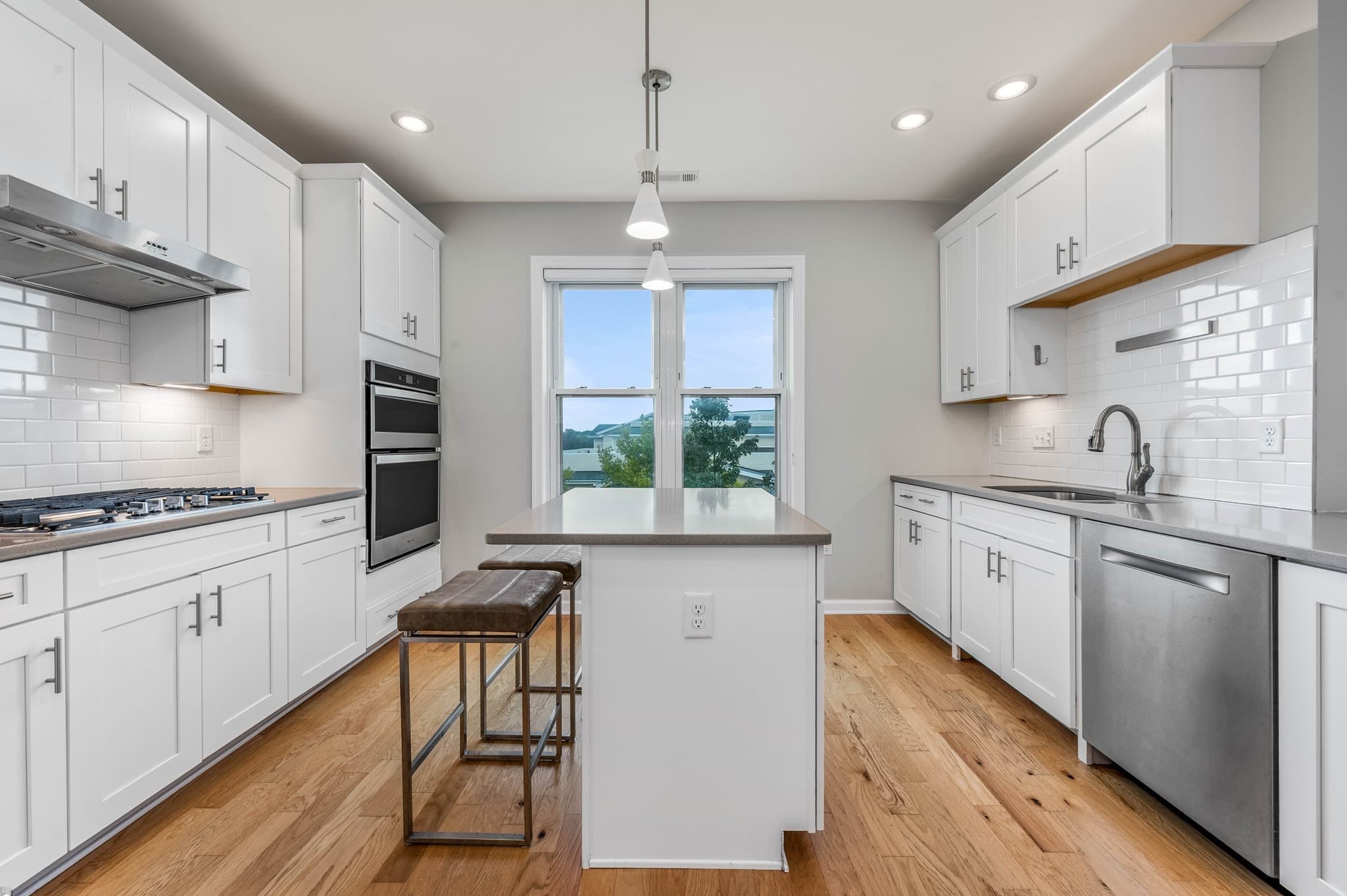 Condominium at 130 University Ave # 1201, Westwood MA 02090, Westwood, photo 7 of 42